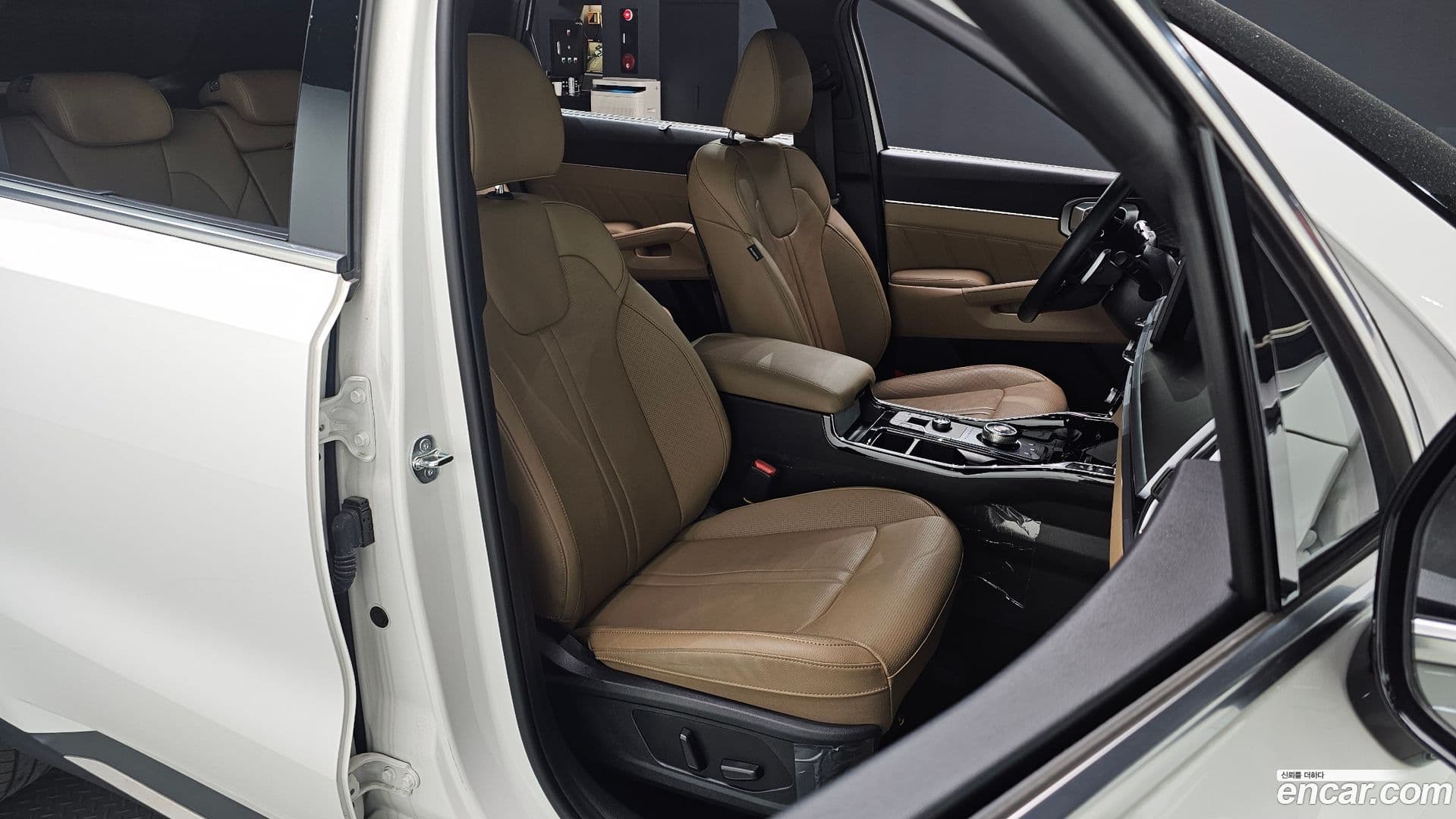 Main__Slider__Photo:Sorento Kia 2025.3-11