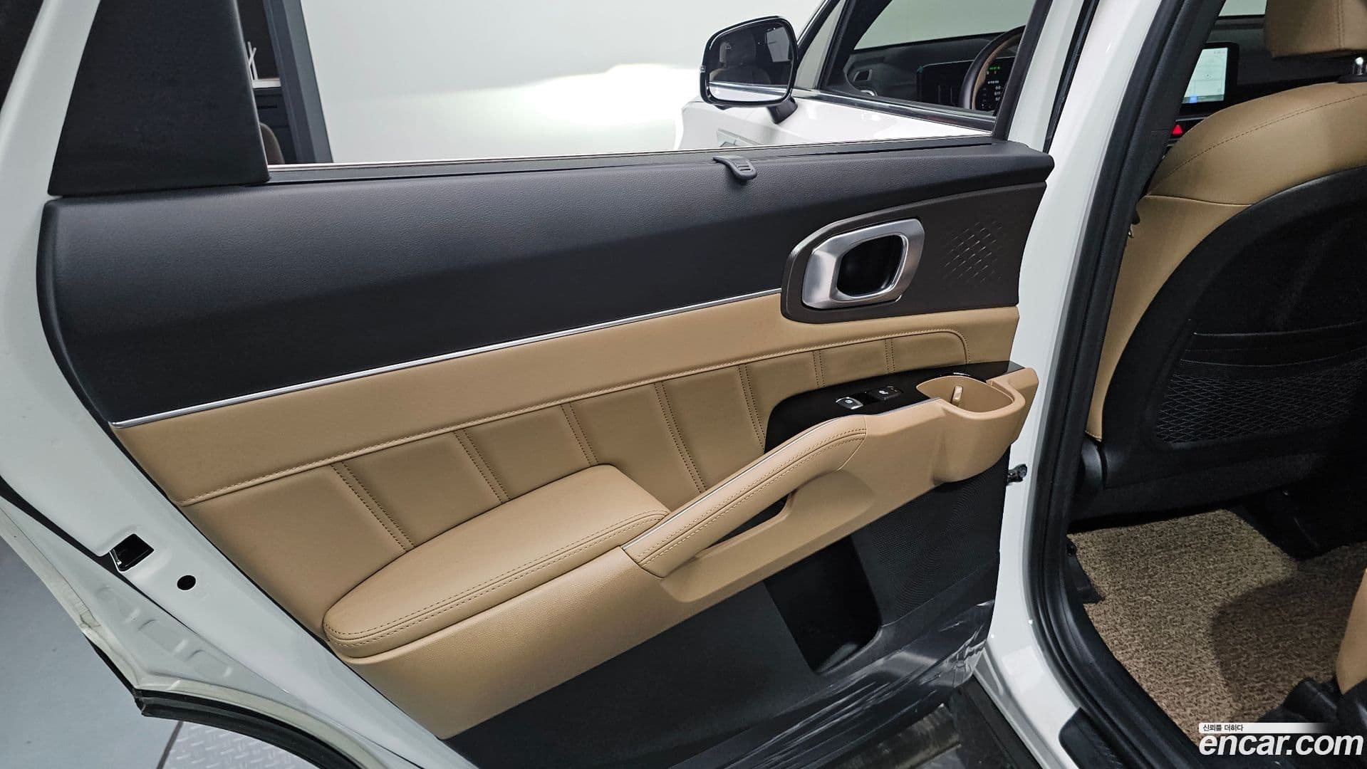 Main__Slider__Photo:Sorento Kia 2025.3-25