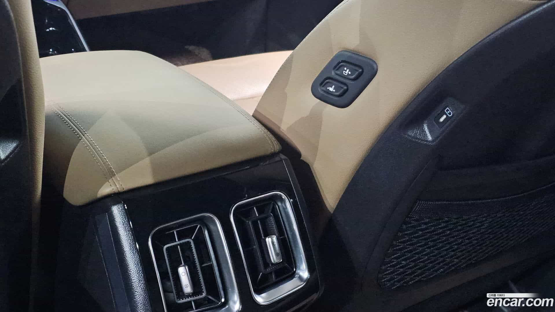 Sorento Kia 2025.3-OPTION-043