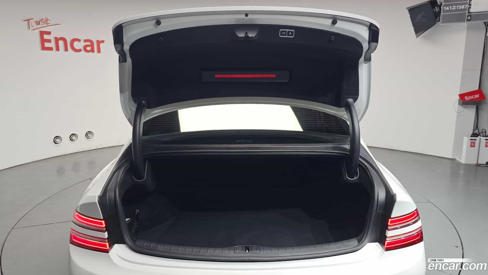 G80 Genesis 2021.11-OPTION-024