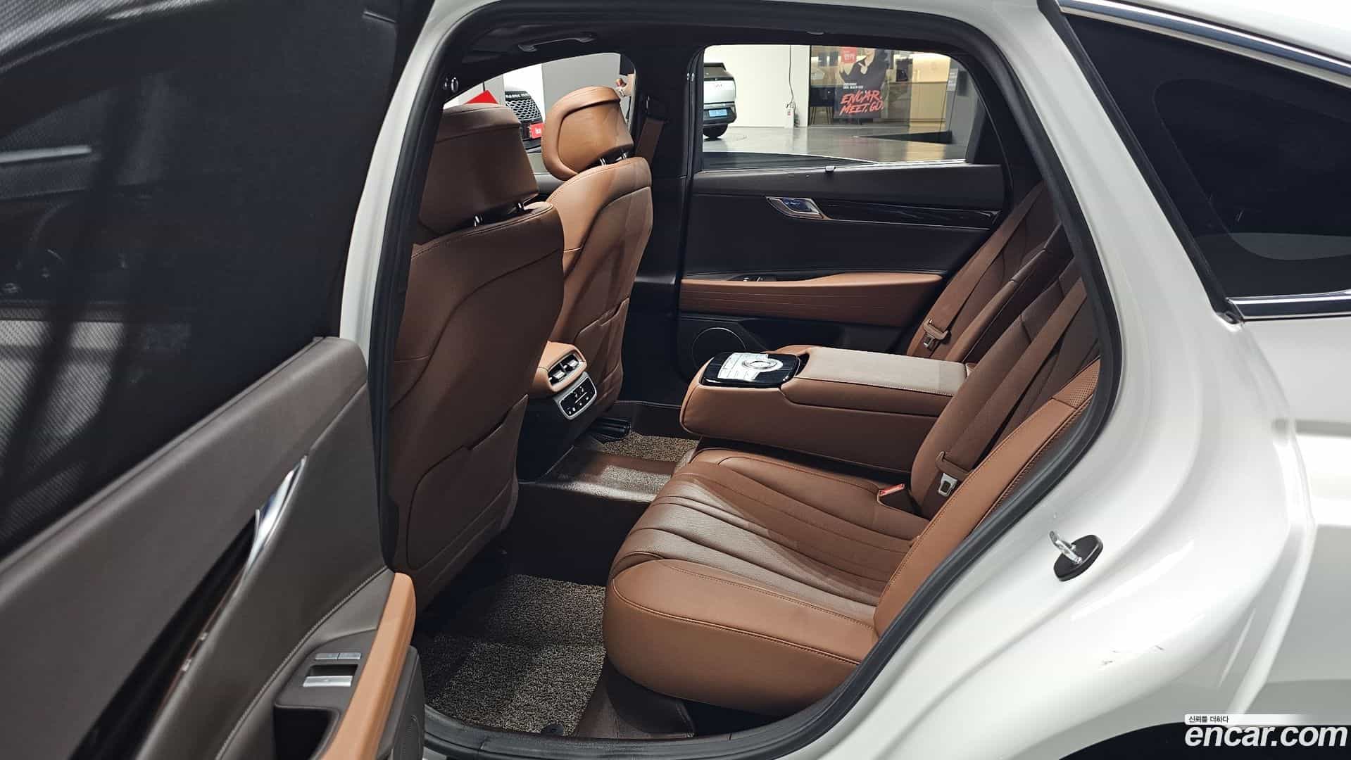 G80 Genesis 2021.11-INNER-036