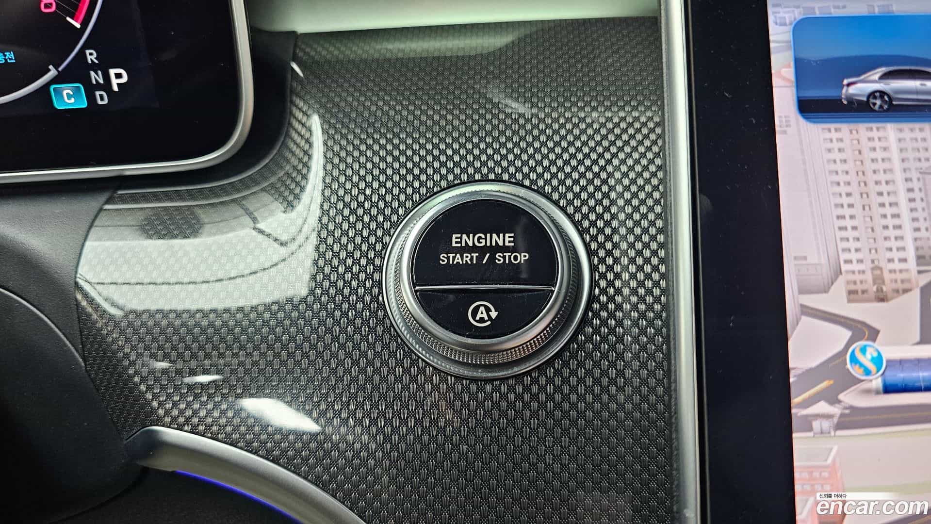 C-Class Mercedes-Benz 2023.4-OPTION-021