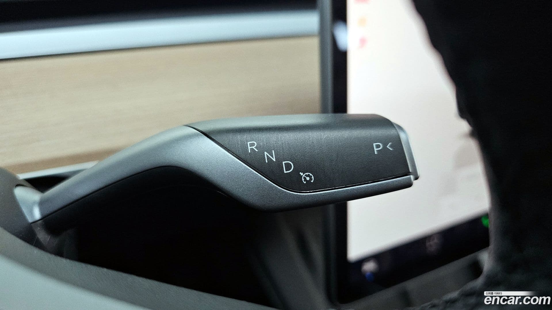 Main__Slider__Photo:Model Y Tesla 2022.4-8