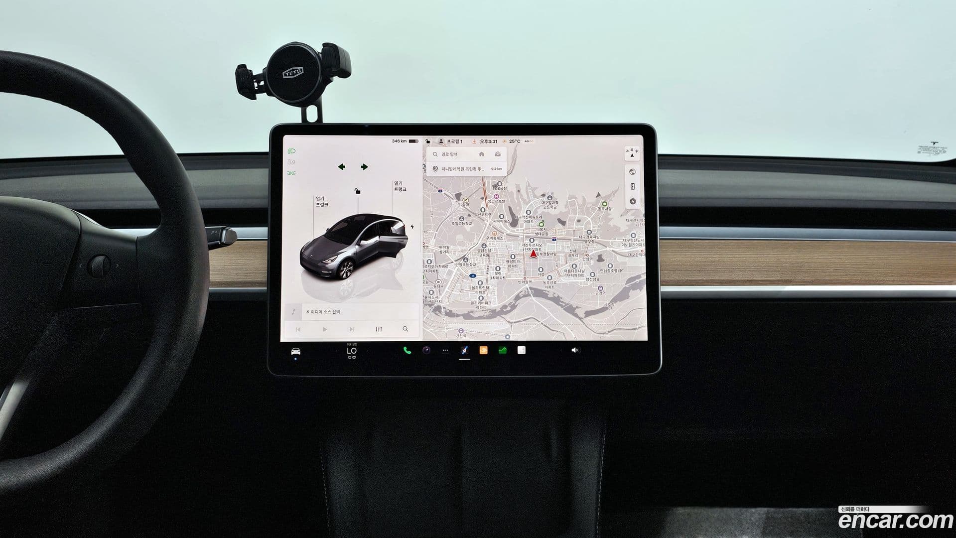 Main__Slider__Photo:Model Y Tesla 2022.4-12