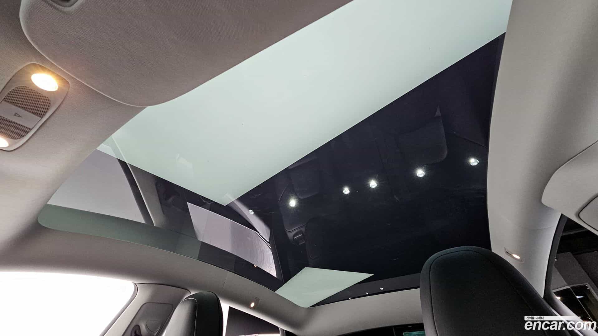 Model Y Tesla 2022.4-OPTION-023