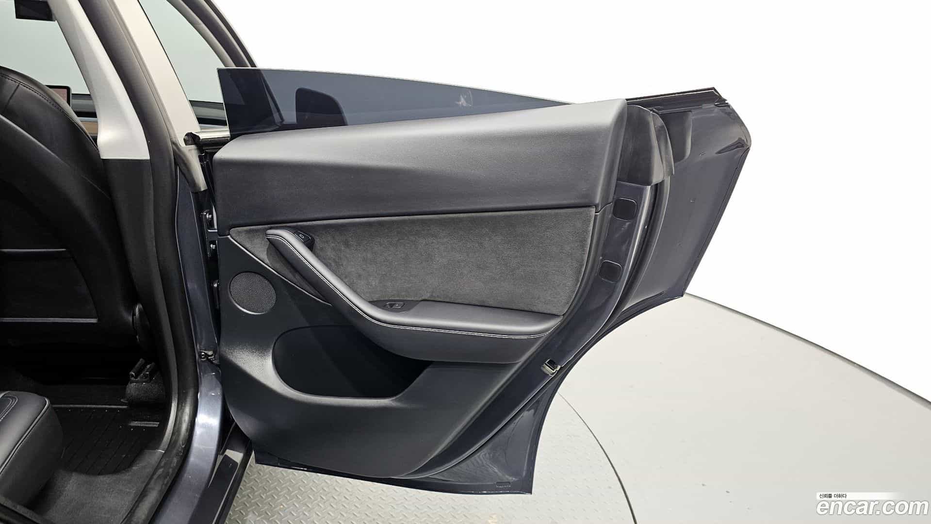 Model Y Tesla 2022.4-OPTION-043