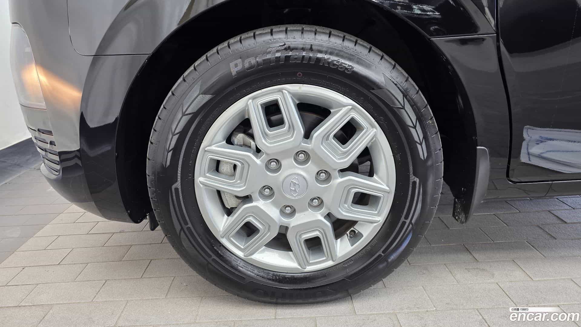 Staria Hyundai 2024.0-OUTER-005