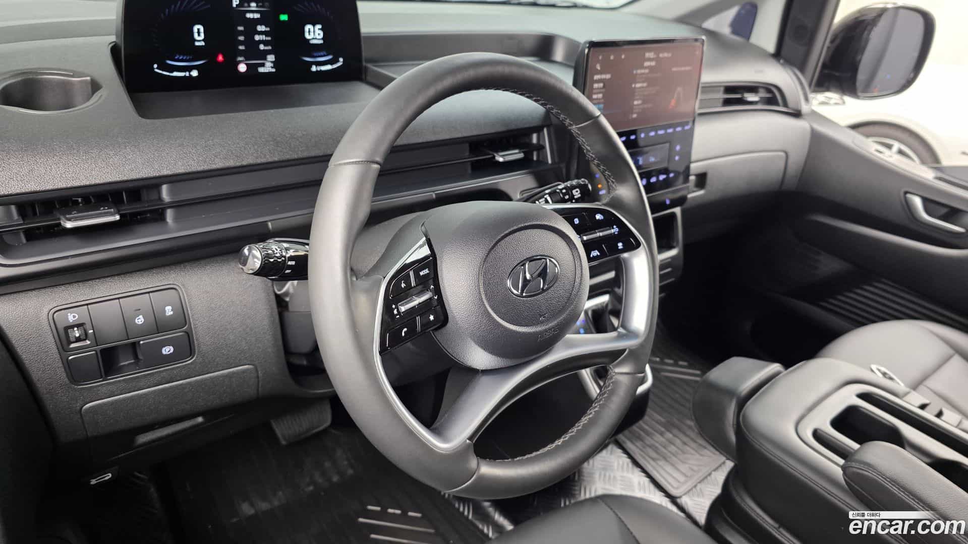 Staria Hyundai 2024.0-OPTION-017