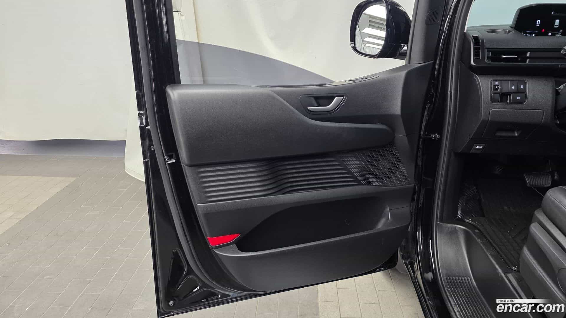 Staria Hyundai 2024.0-INNER-034