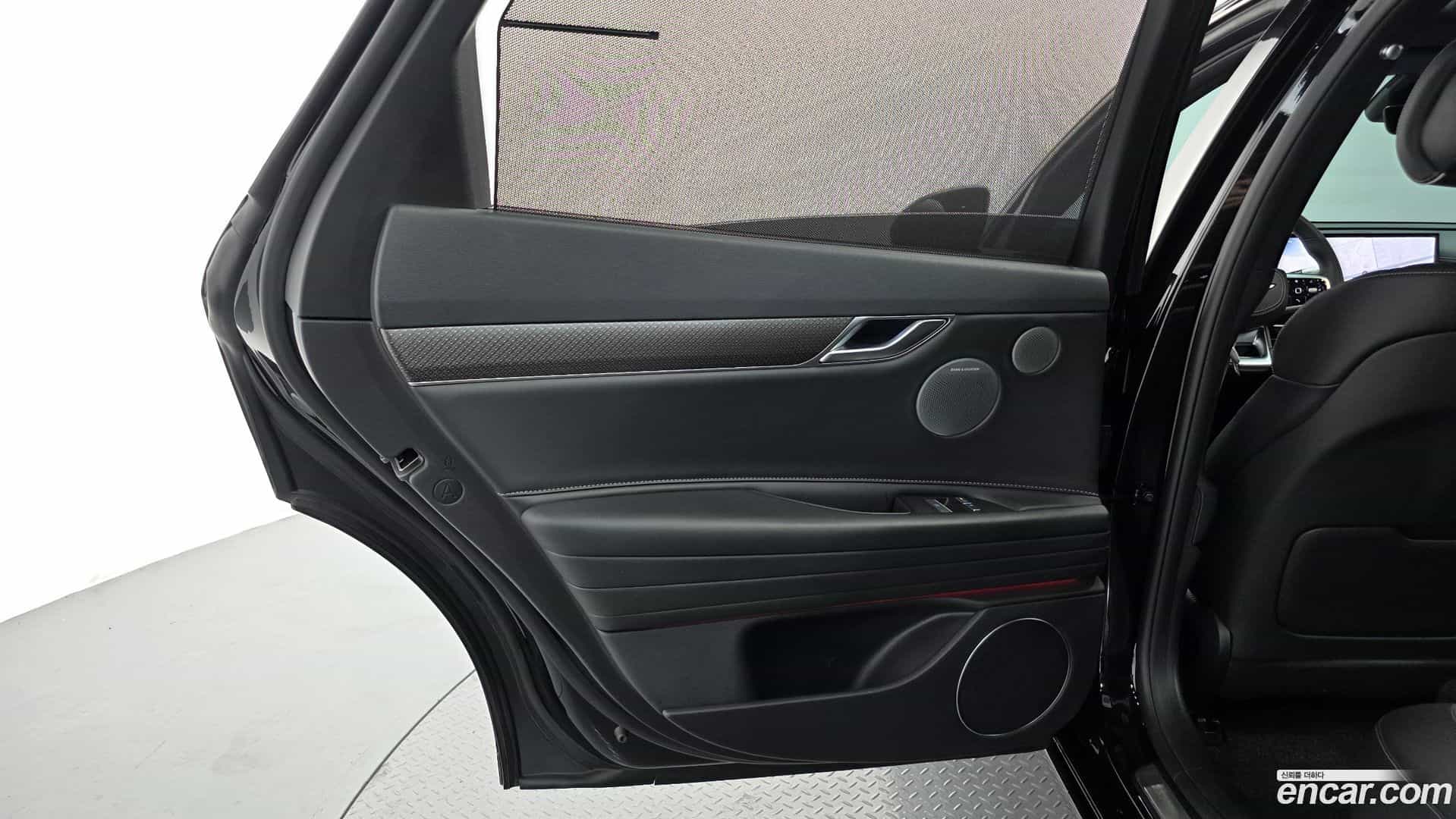 G80 Genesis 2024.3-INNER-035
