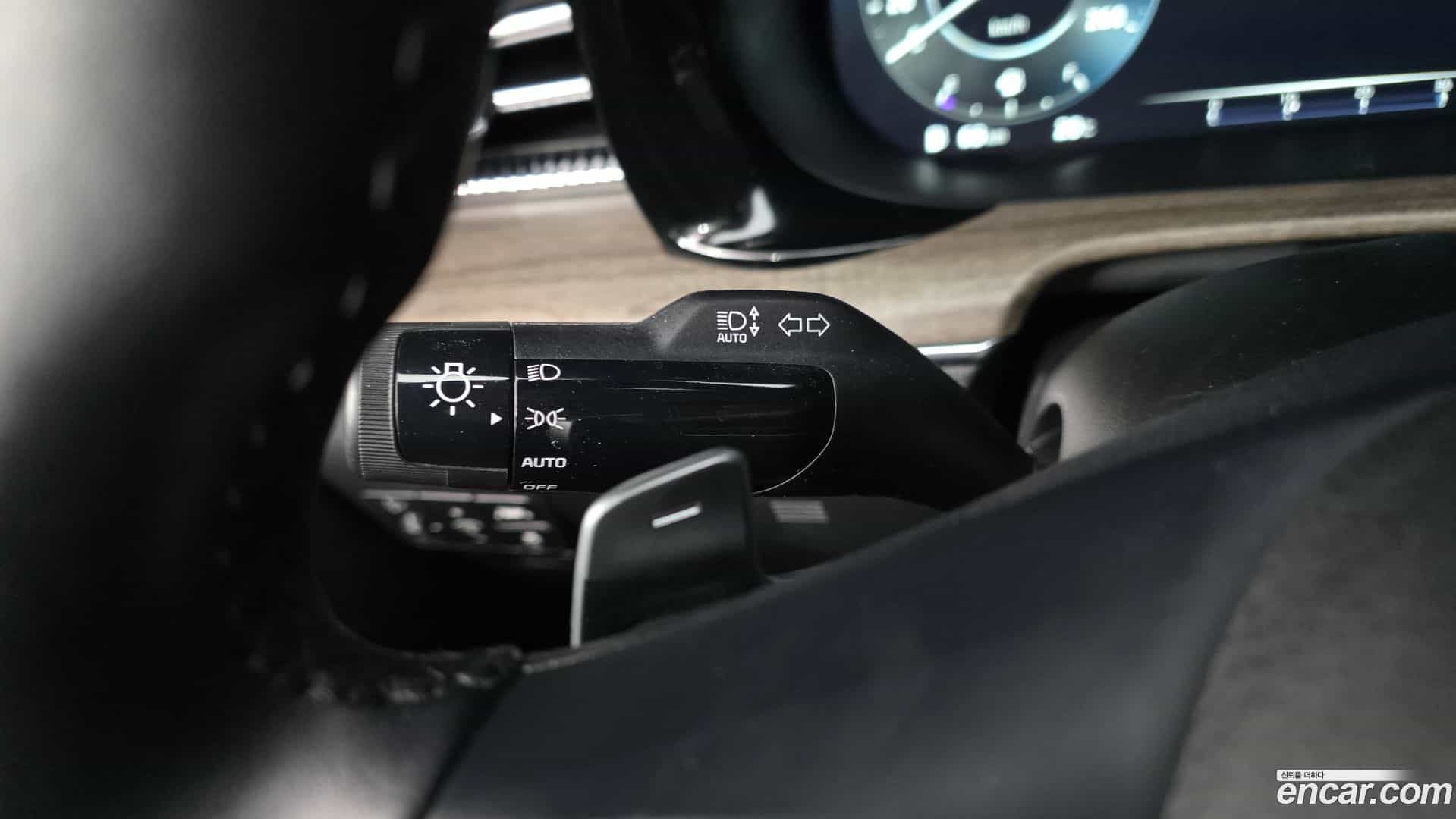 K5 Kia 2023.3-OPTION-023