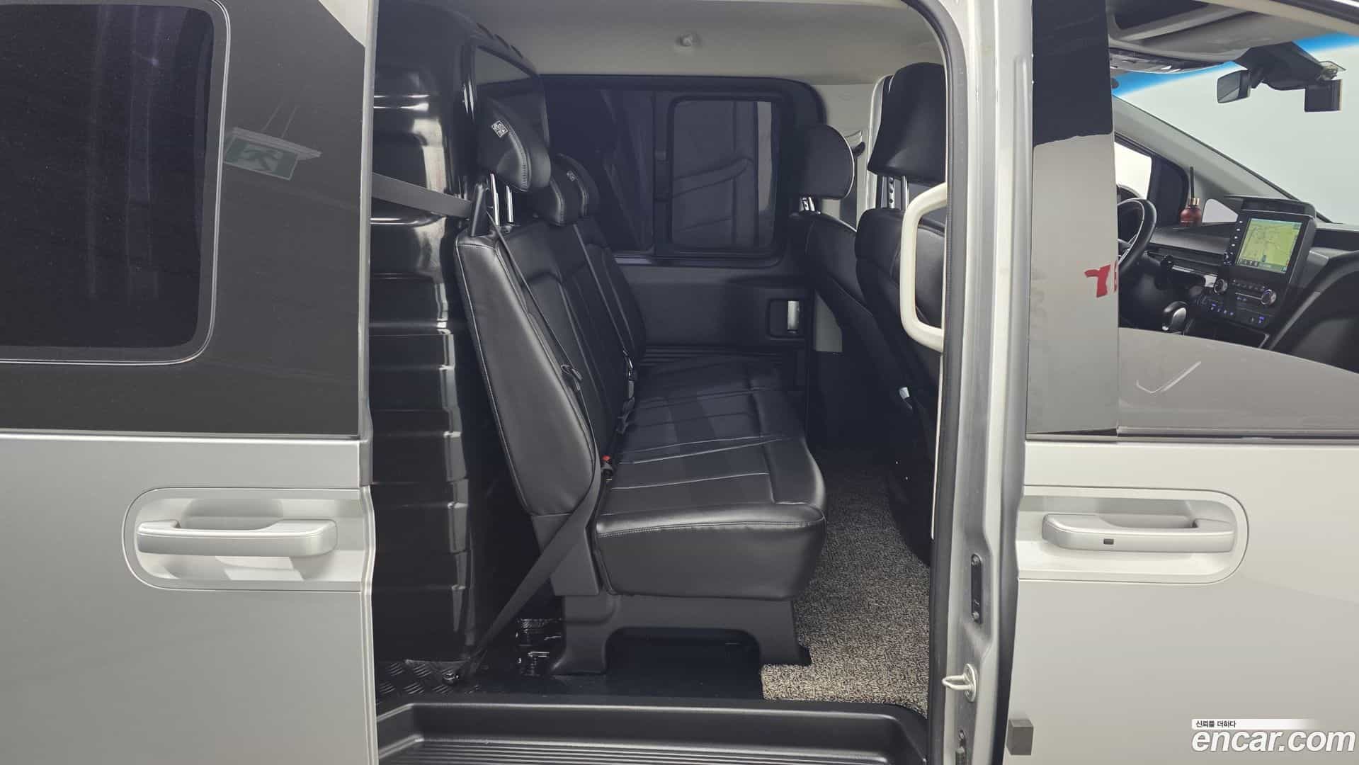 Staria Hyundai 2022.1-OPTION-015