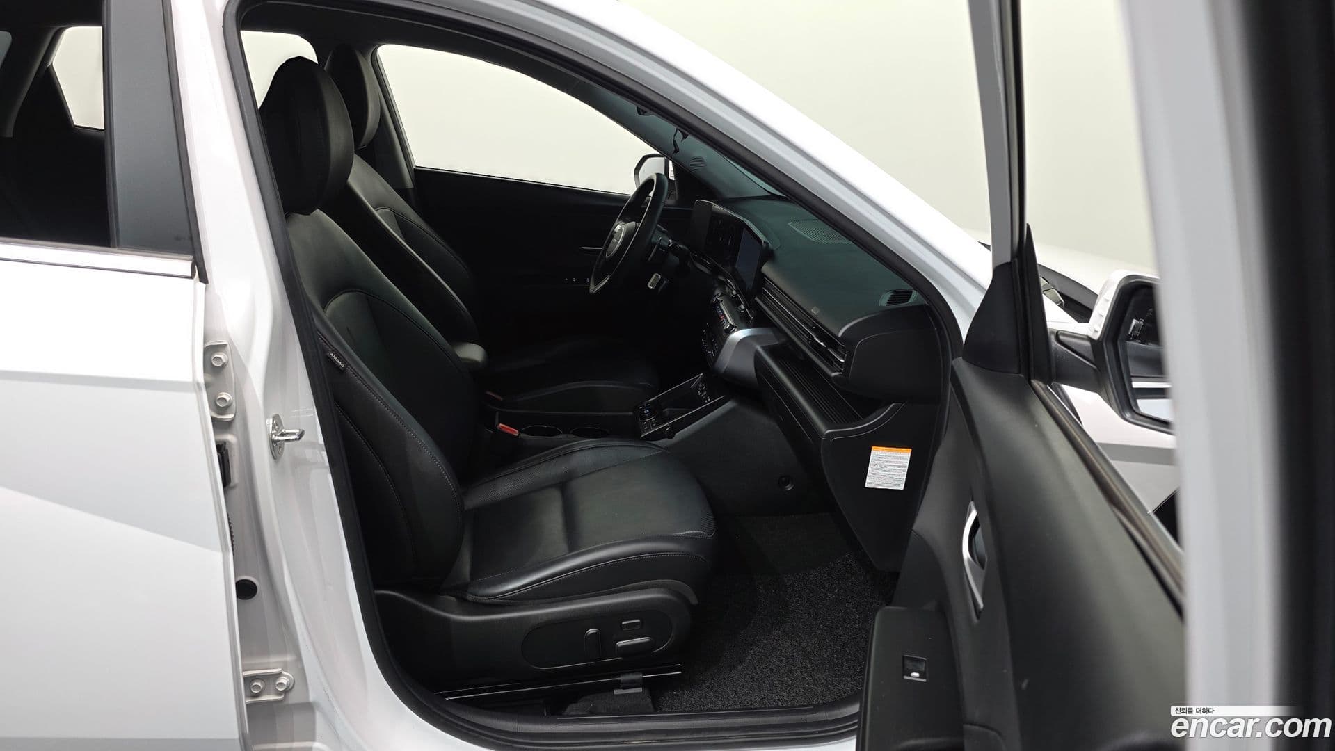 Main__Slider__Photo:Kona Hyundai 2023.11-10