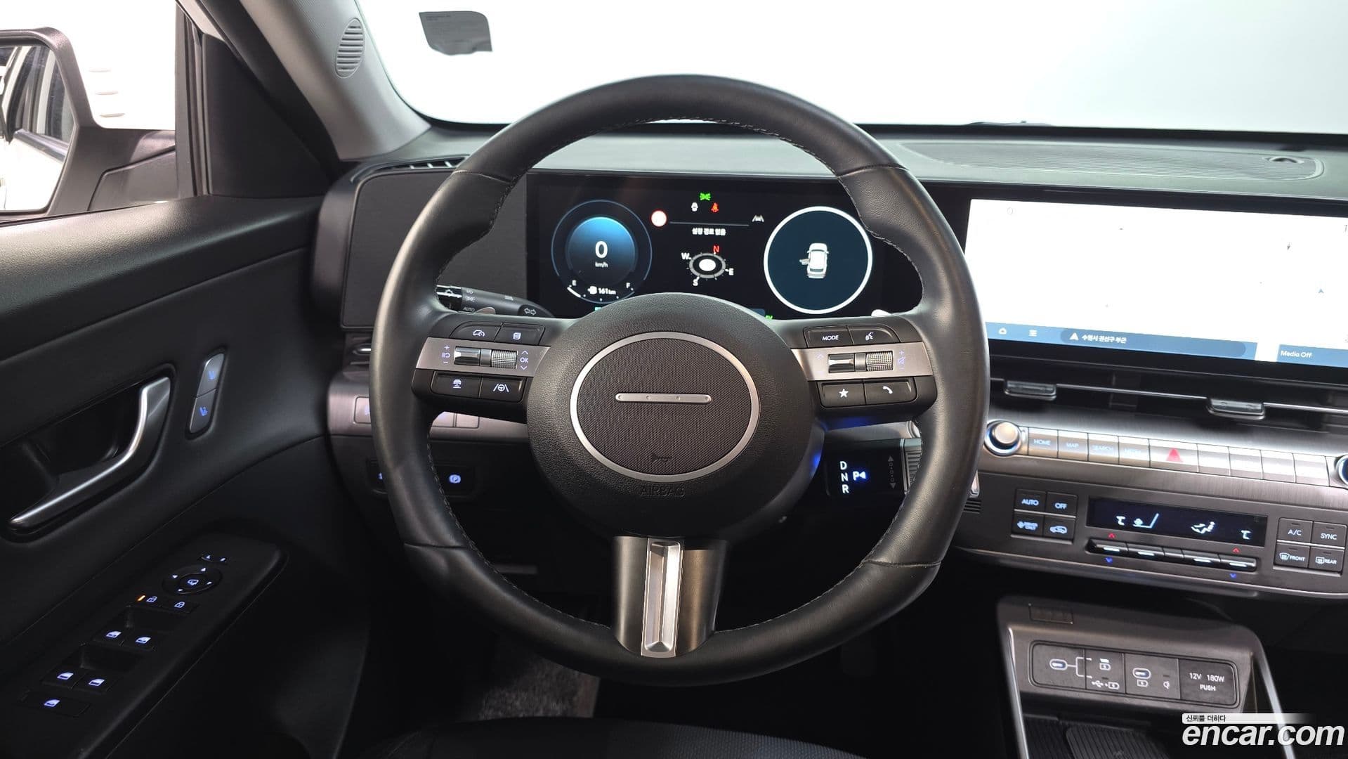 Main__Slider__Photo:Kona Hyundai 2023.11-12