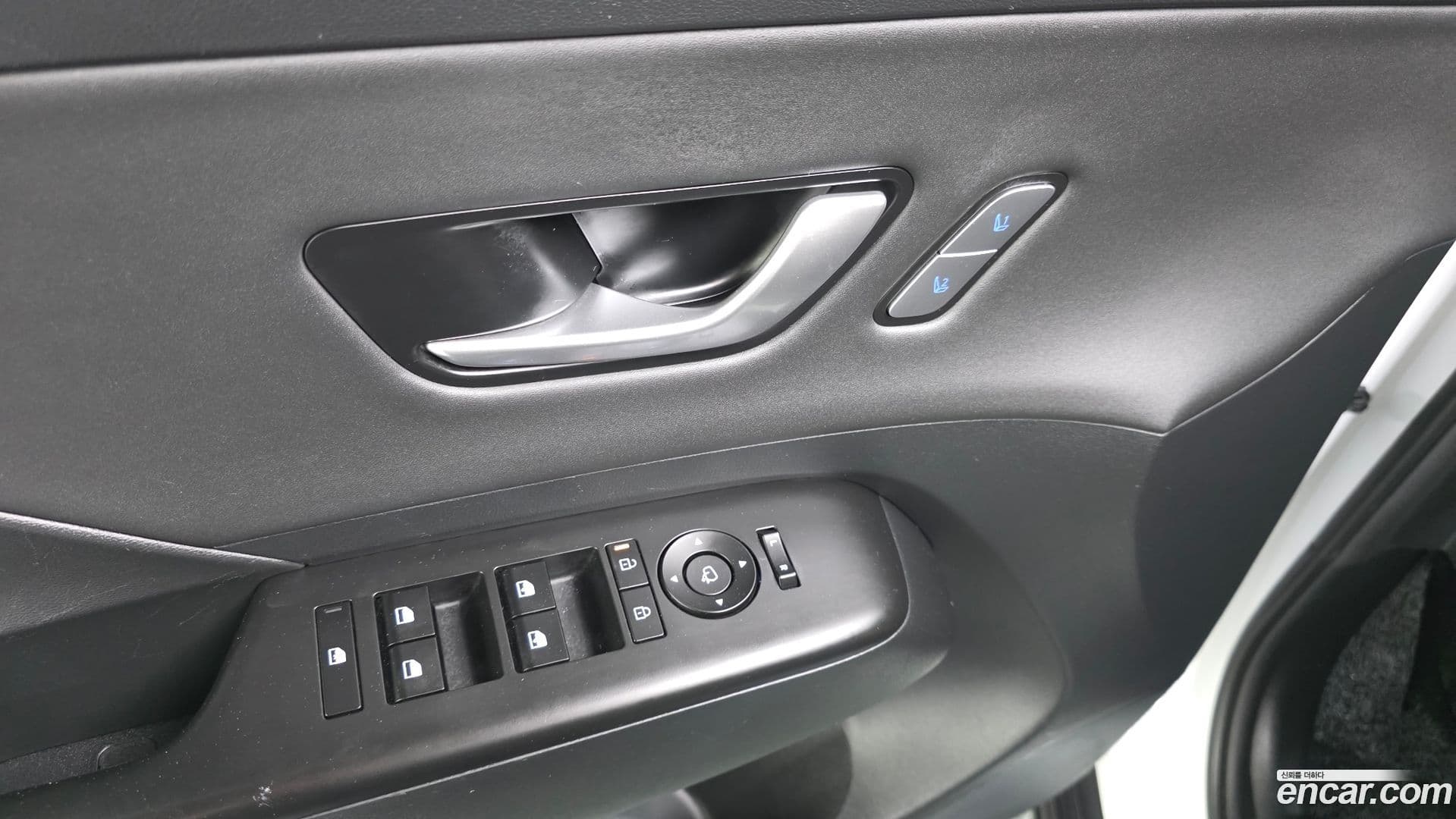 Main__Slider__Photo:Kona Hyundai 2023.11-27