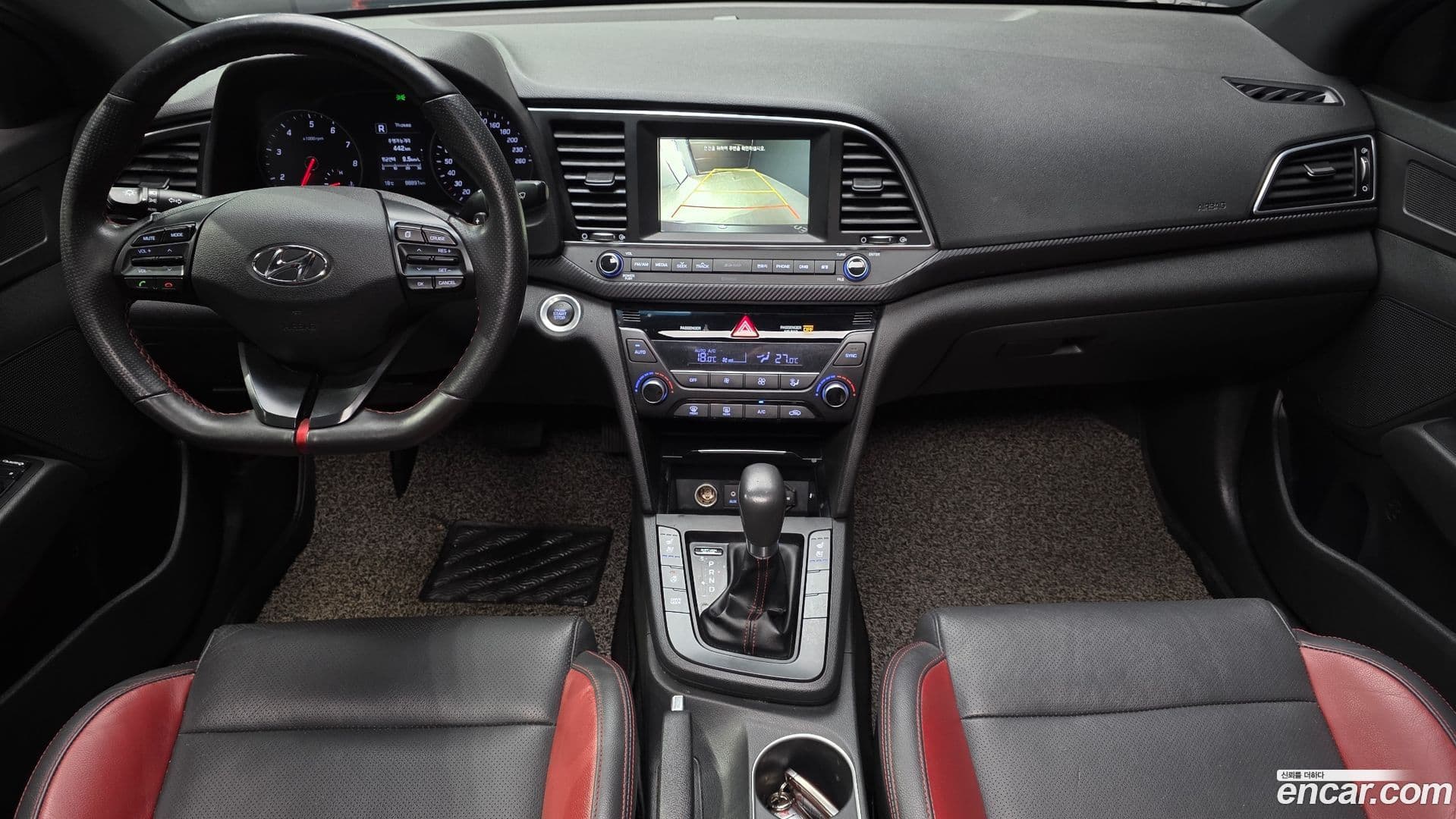 Main__Slider__Photo:AVANTE Hyundai 2016.5-6