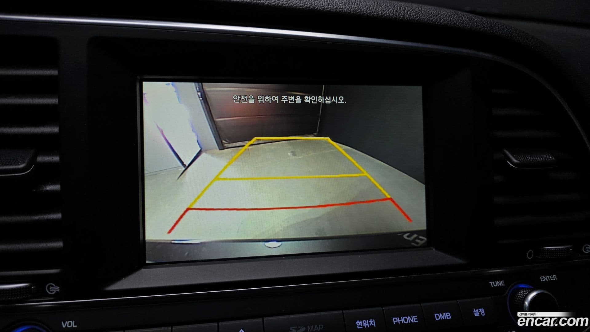 Main__Slider__Photo:AVANTE Hyundai 2016.5-14