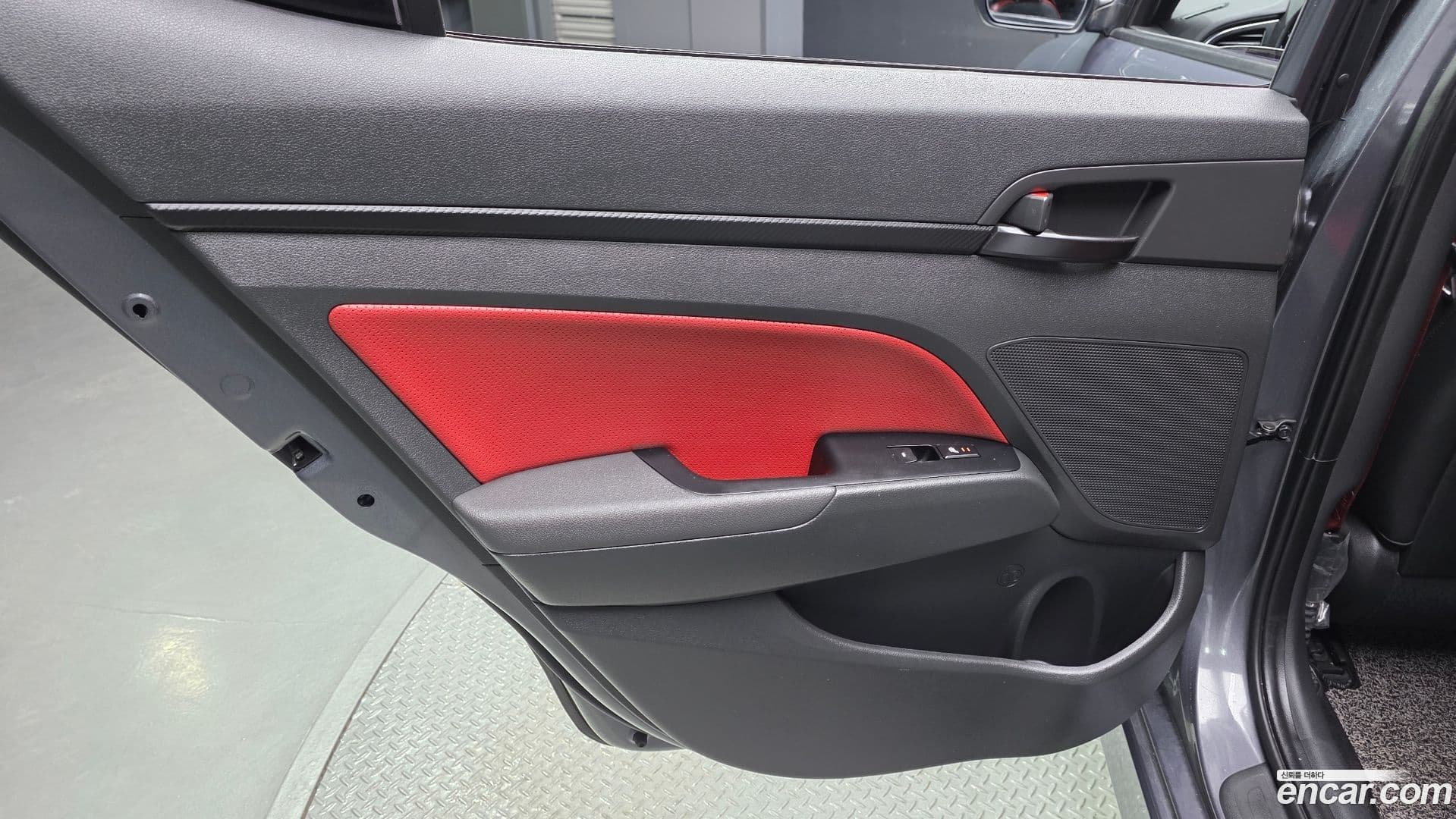 Main__Slider__Photo:AVANTE Hyundai 2016.5-24