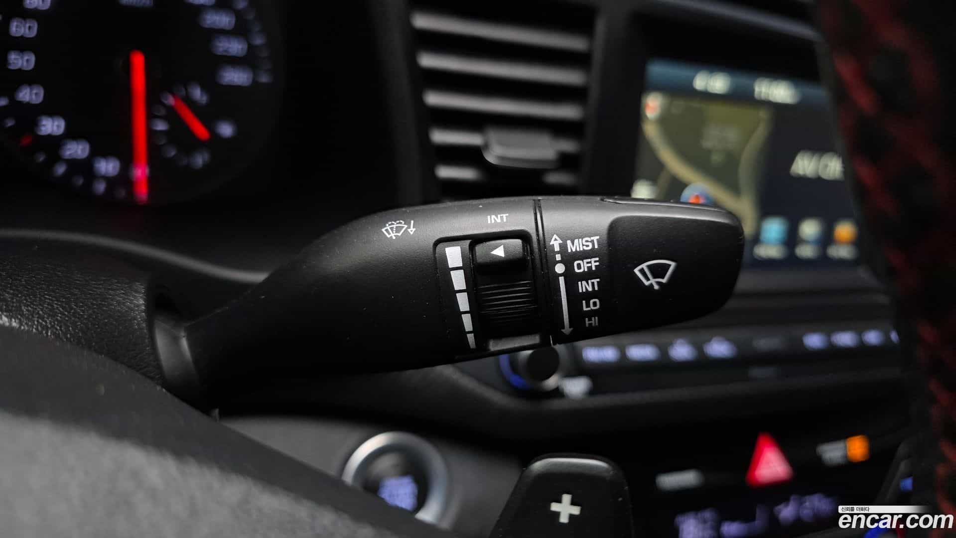 AVANTE Hyundai 2016.5-OPTION-044