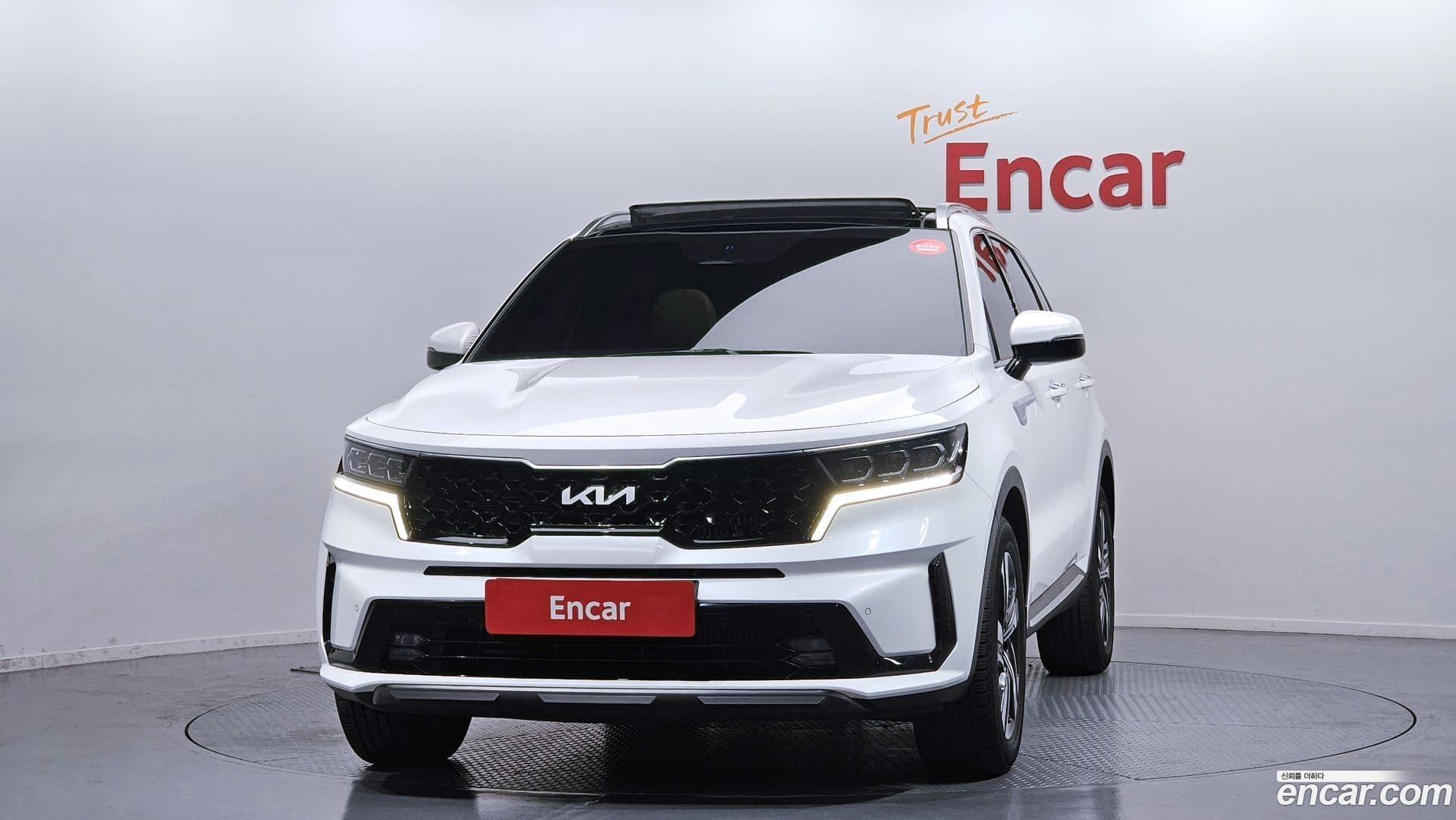 Main__Slider__Photo:Sorento Kia 2022.2-2