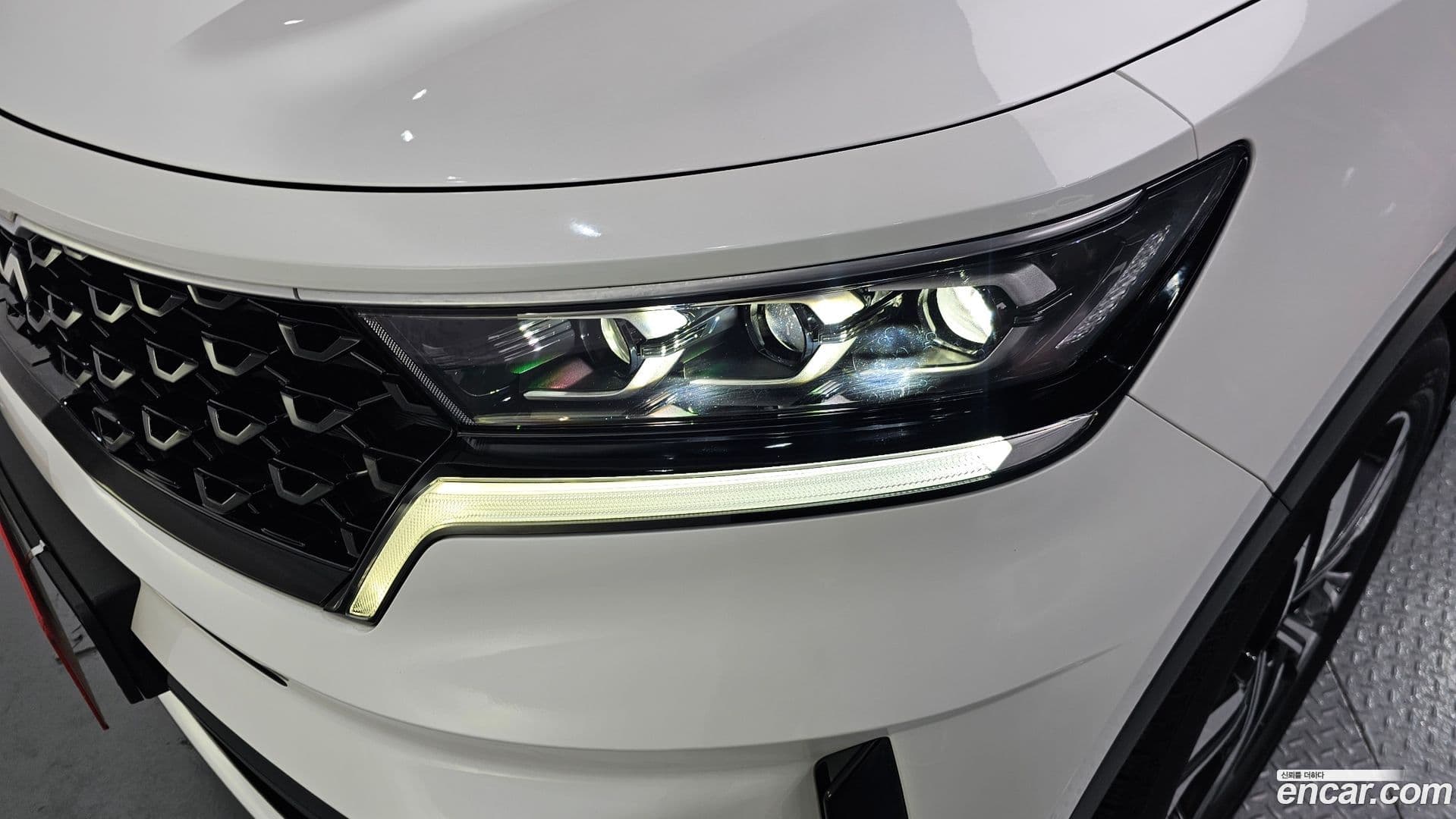 Main__Slider__Photo:Sorento Kia 2022.2-21