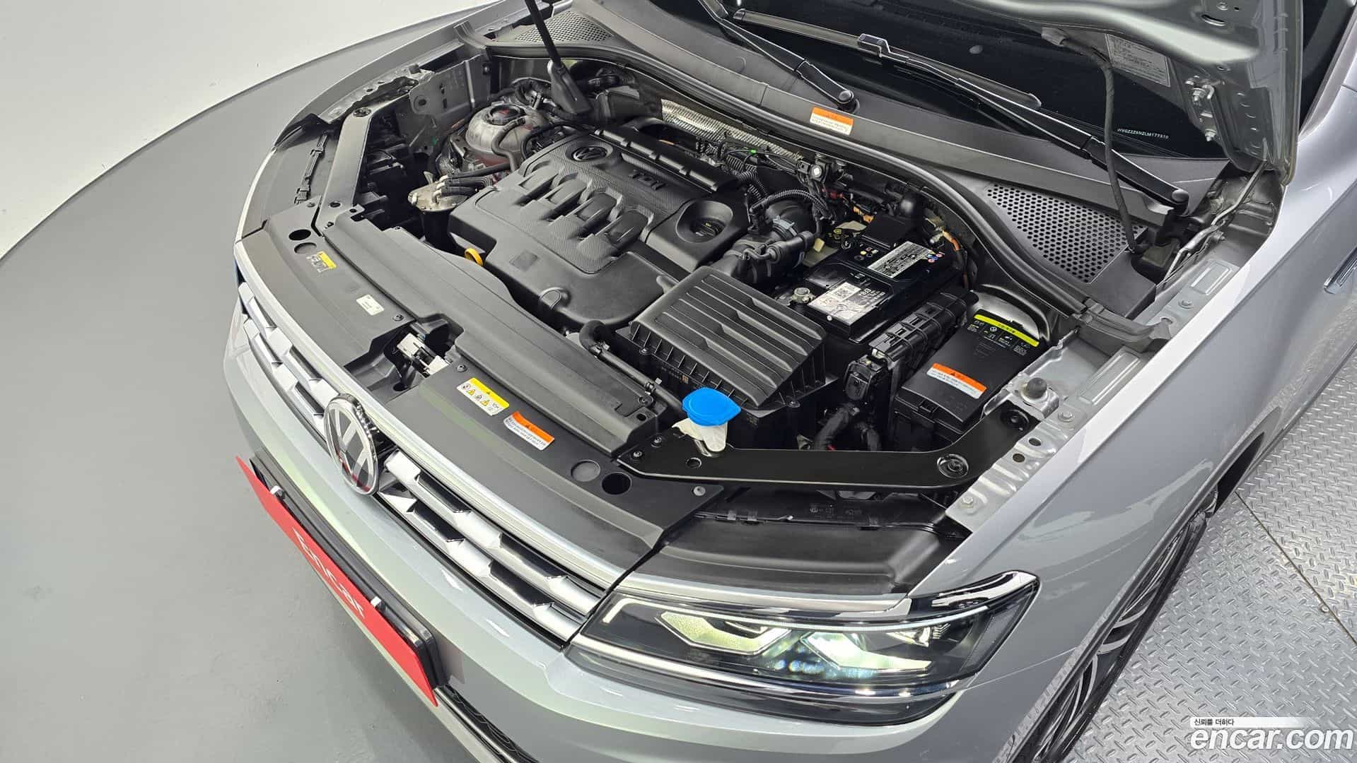 Tiguan Volkswagen 2020.11-OUTER-006