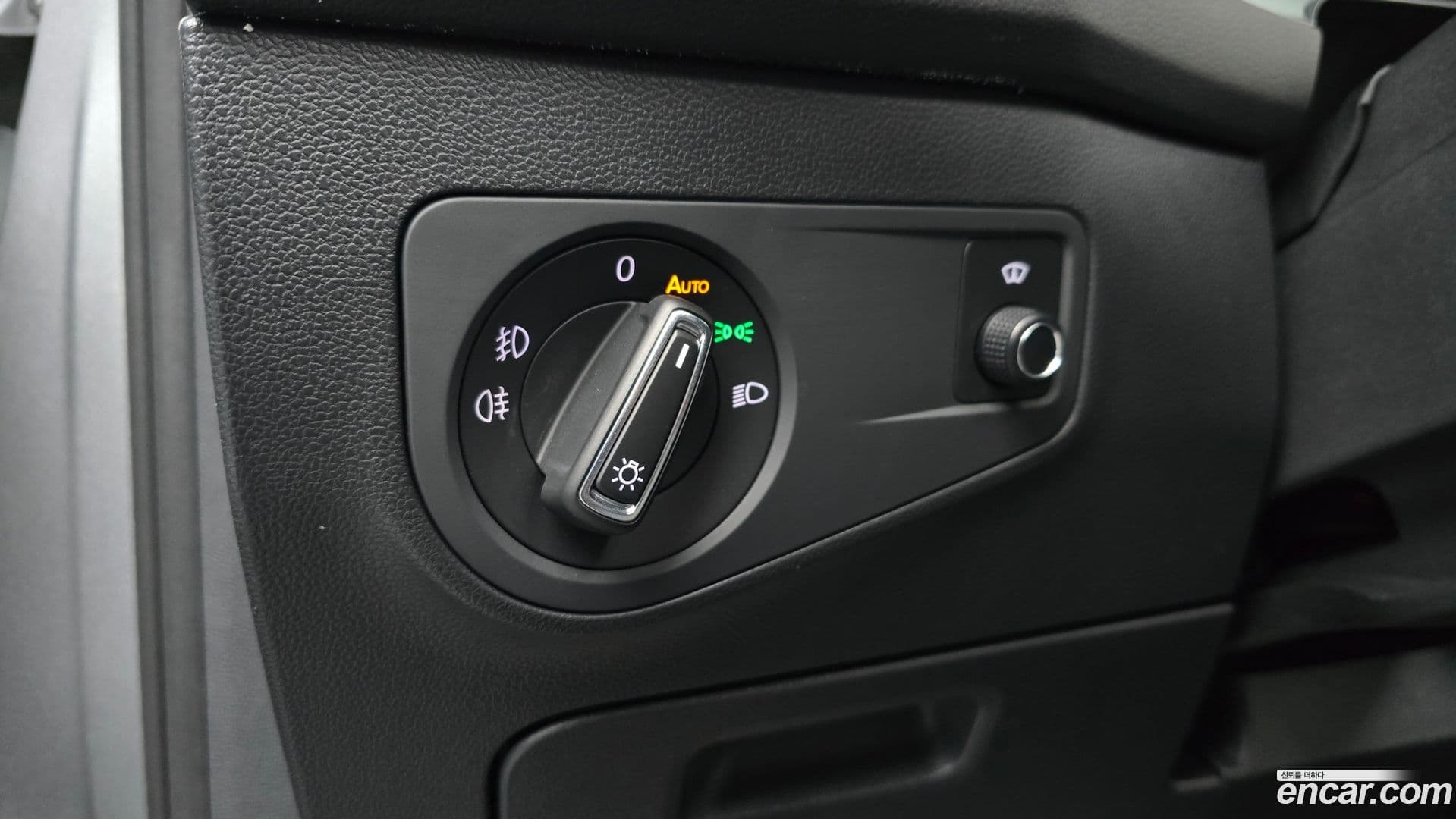 Main__Slider__Photo:Tiguan Volkswagen 2020.11-13