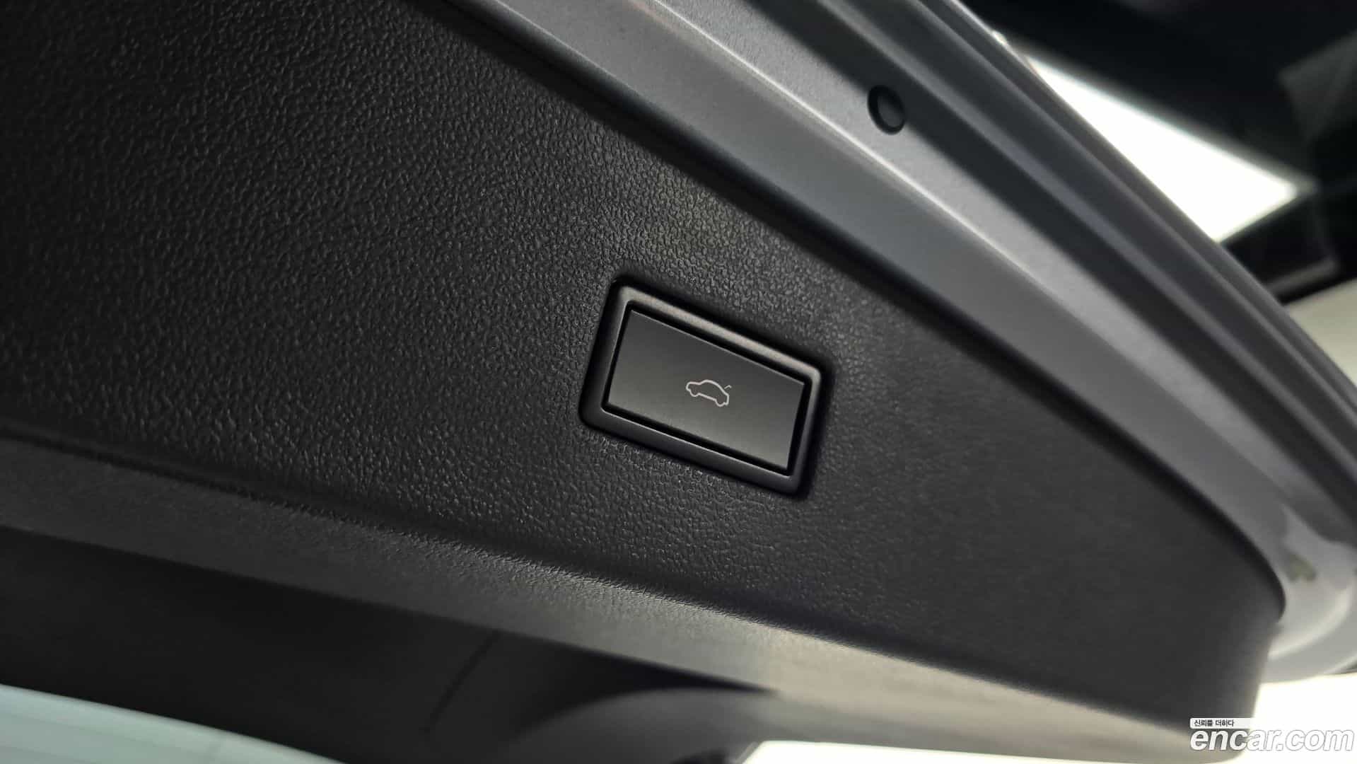 Tiguan Volkswagen 2020.11-OPTION-023