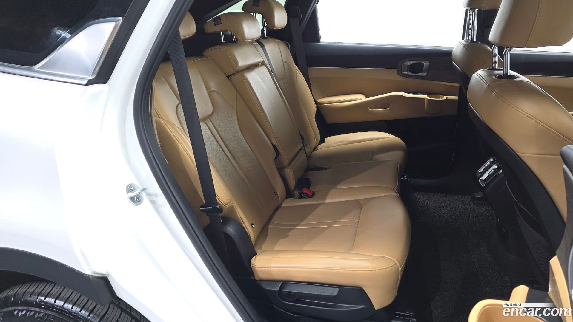 Main__Slider__Photo:Sorento Kia 2020.3-10