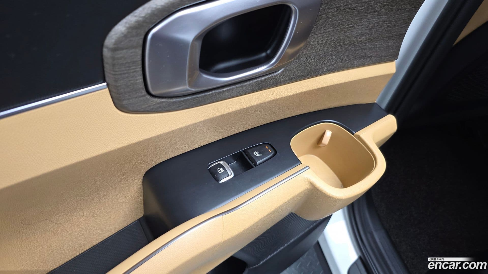 Main__Slider__Photo:Sorento Kia 2020.3-17