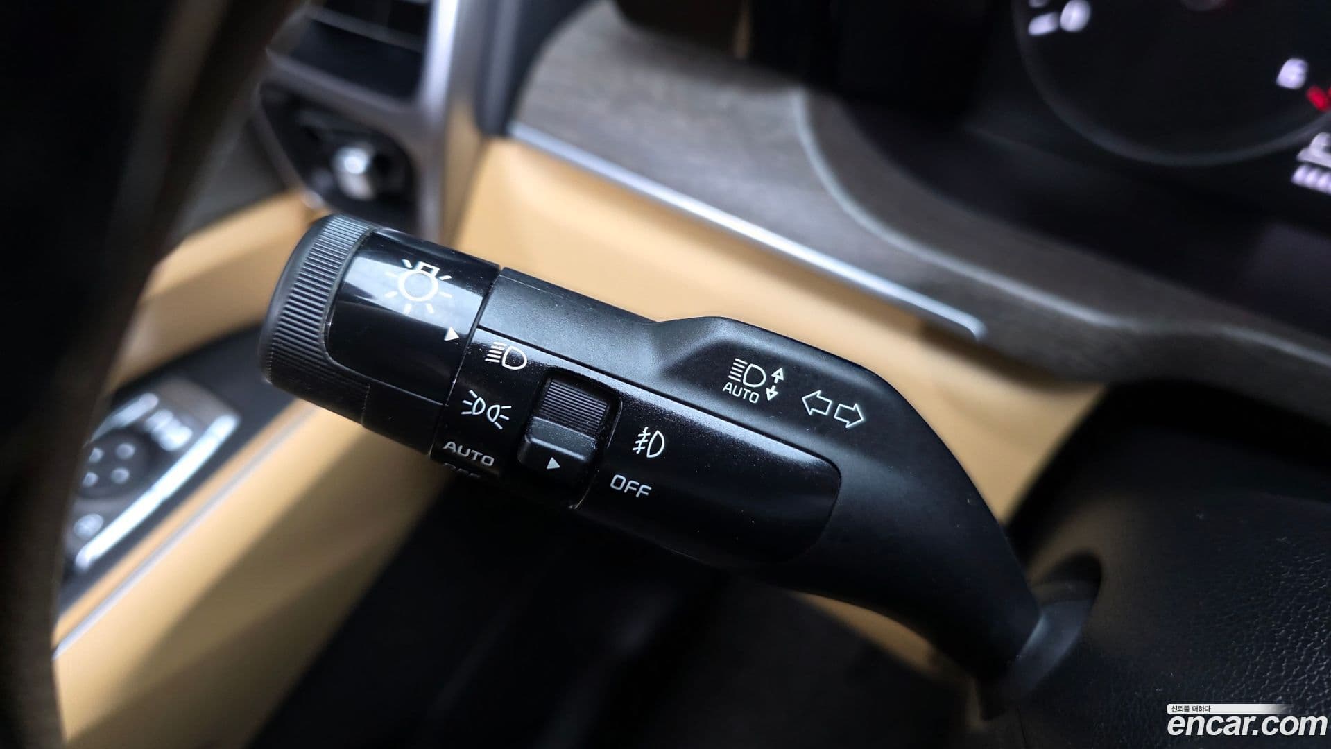 Main__Slider__Photo:Sorento Kia 2020.3-26