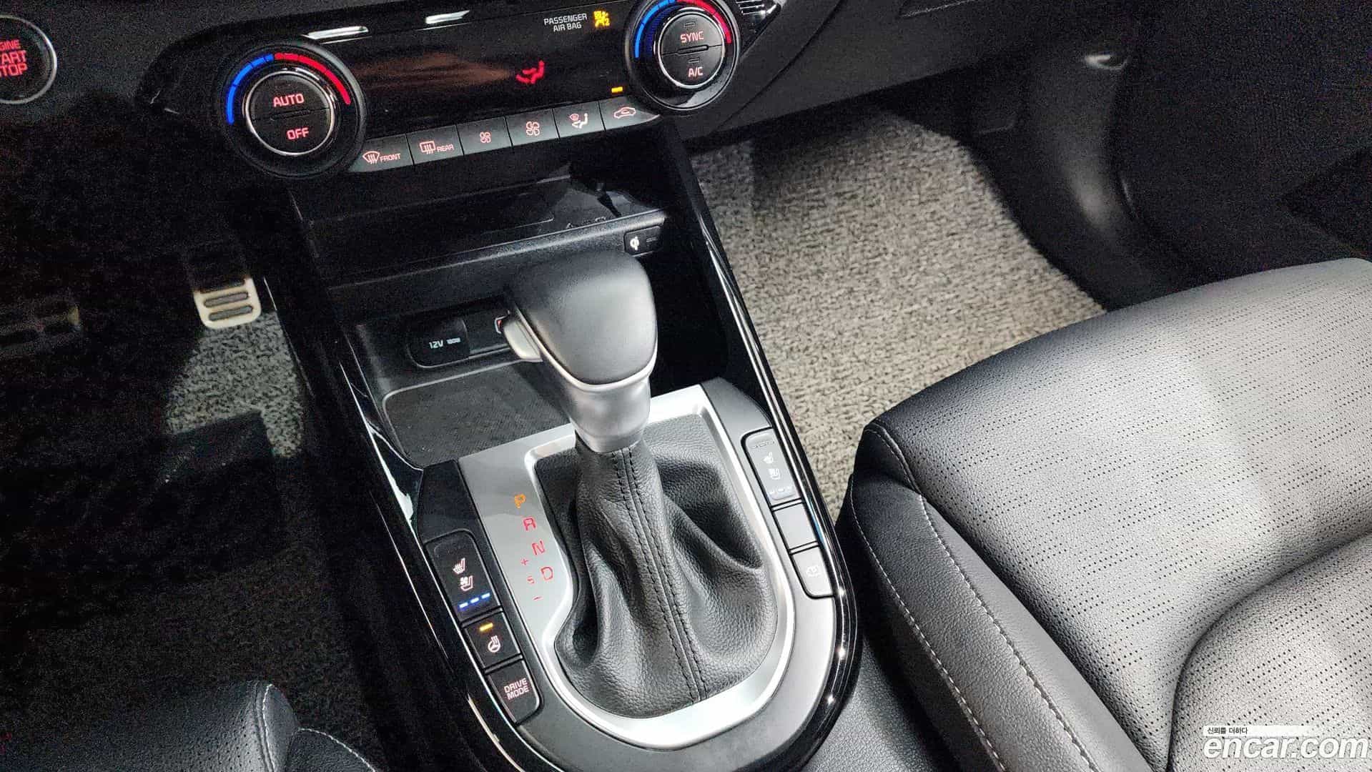 K3 Kia 2024.1-INNER-009