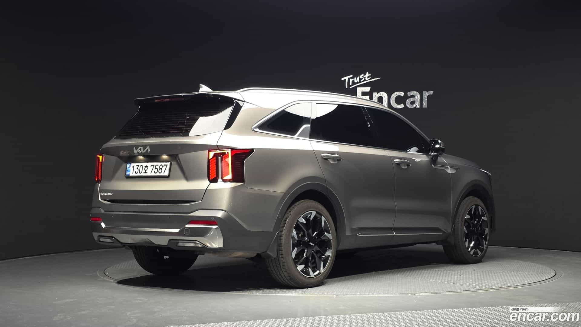 Sorento Kia 2024.0-OUTER-002