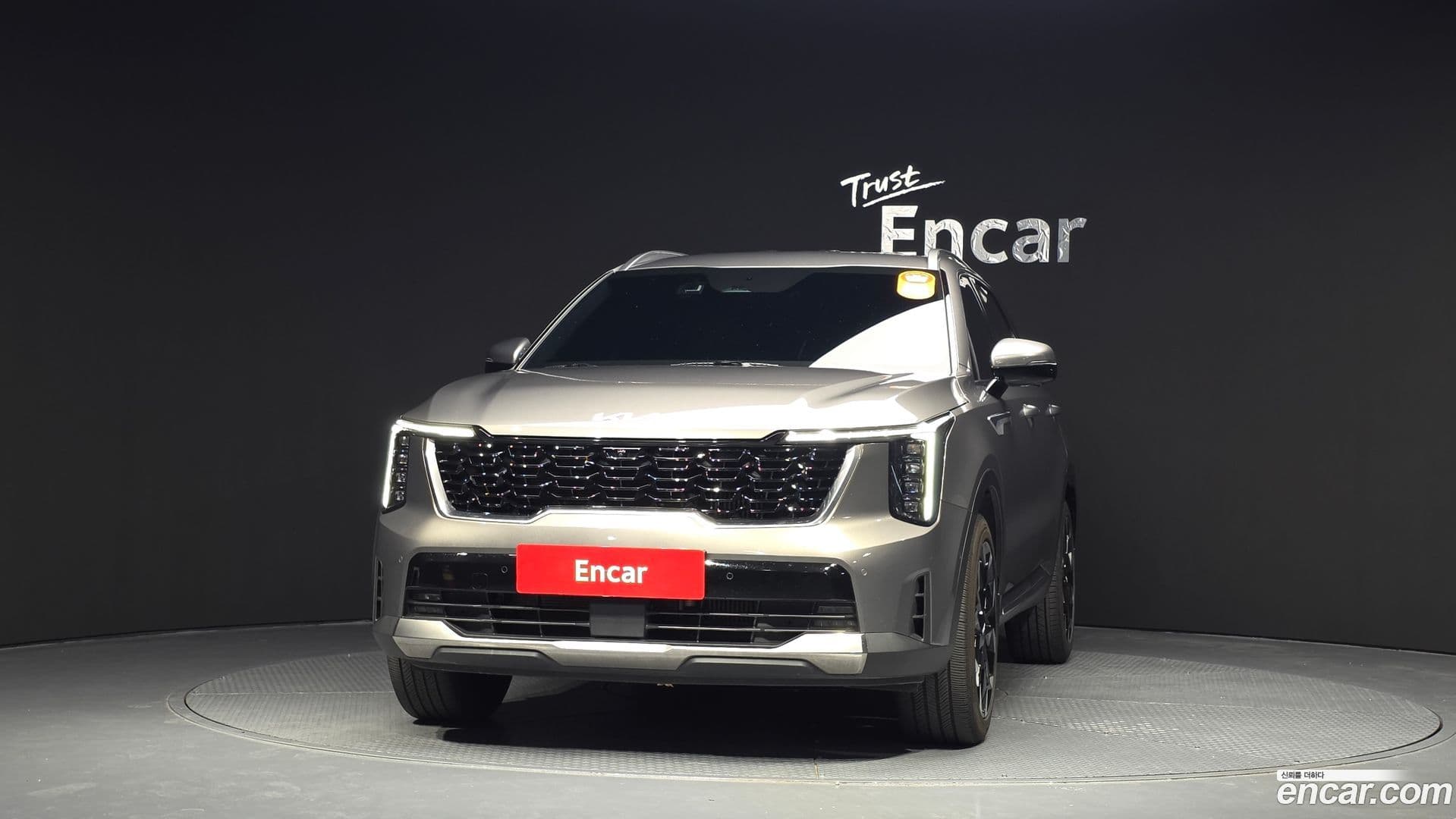 Main__Slider__Photo:Sorento Kia 2024.0-2
