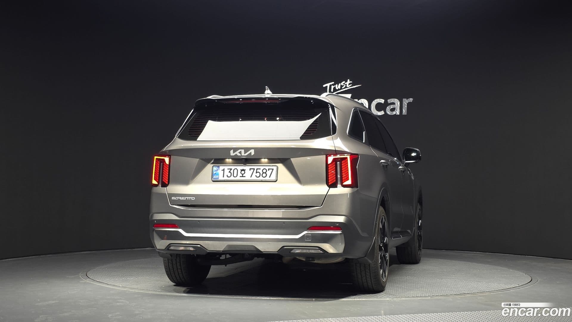 Main__Slider__Photo:Sorento Kia 2024.0-3
