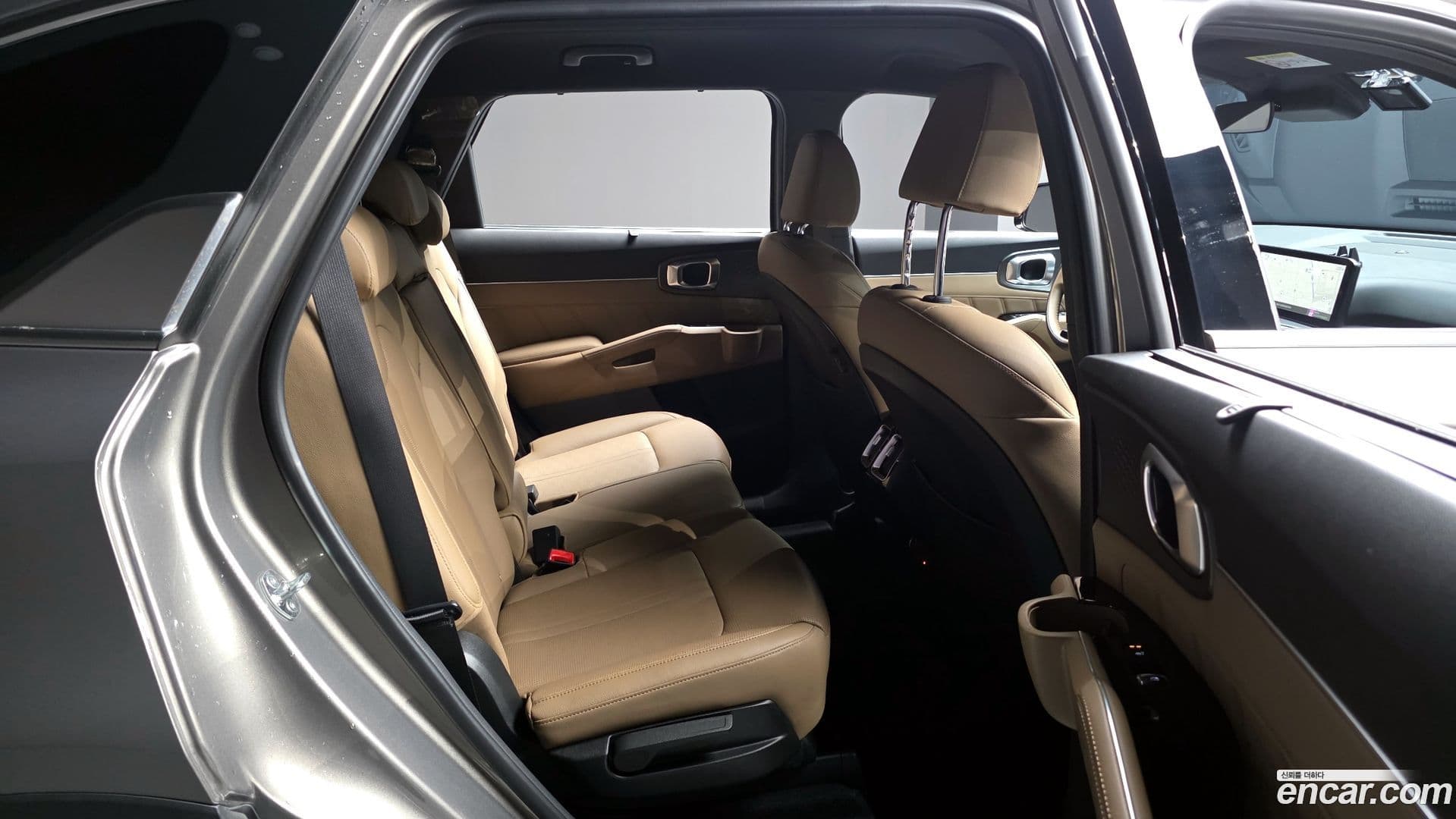 Main__Slider__Photo:Sorento Kia 2024.0-25