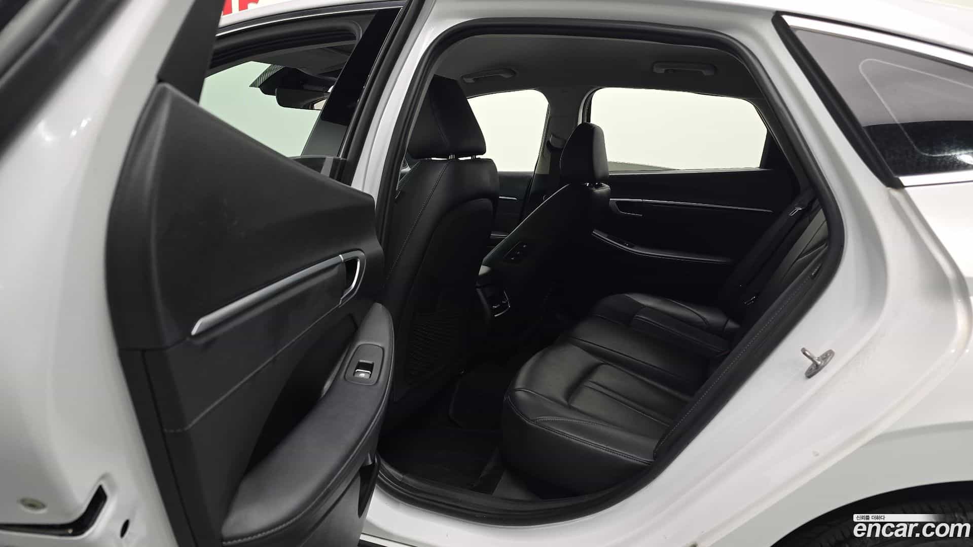 Sonata Hyundai 2023.6-OPTION-016
