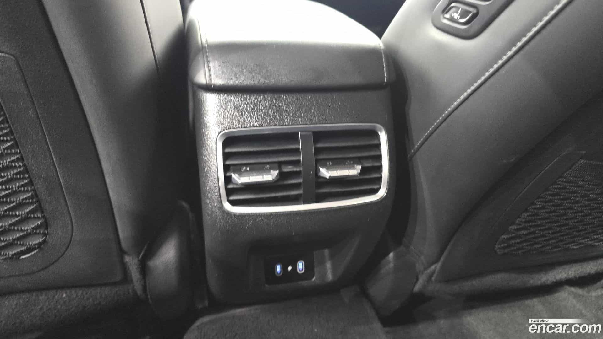 Sonata Hyundai 2023.6-OPTION-043