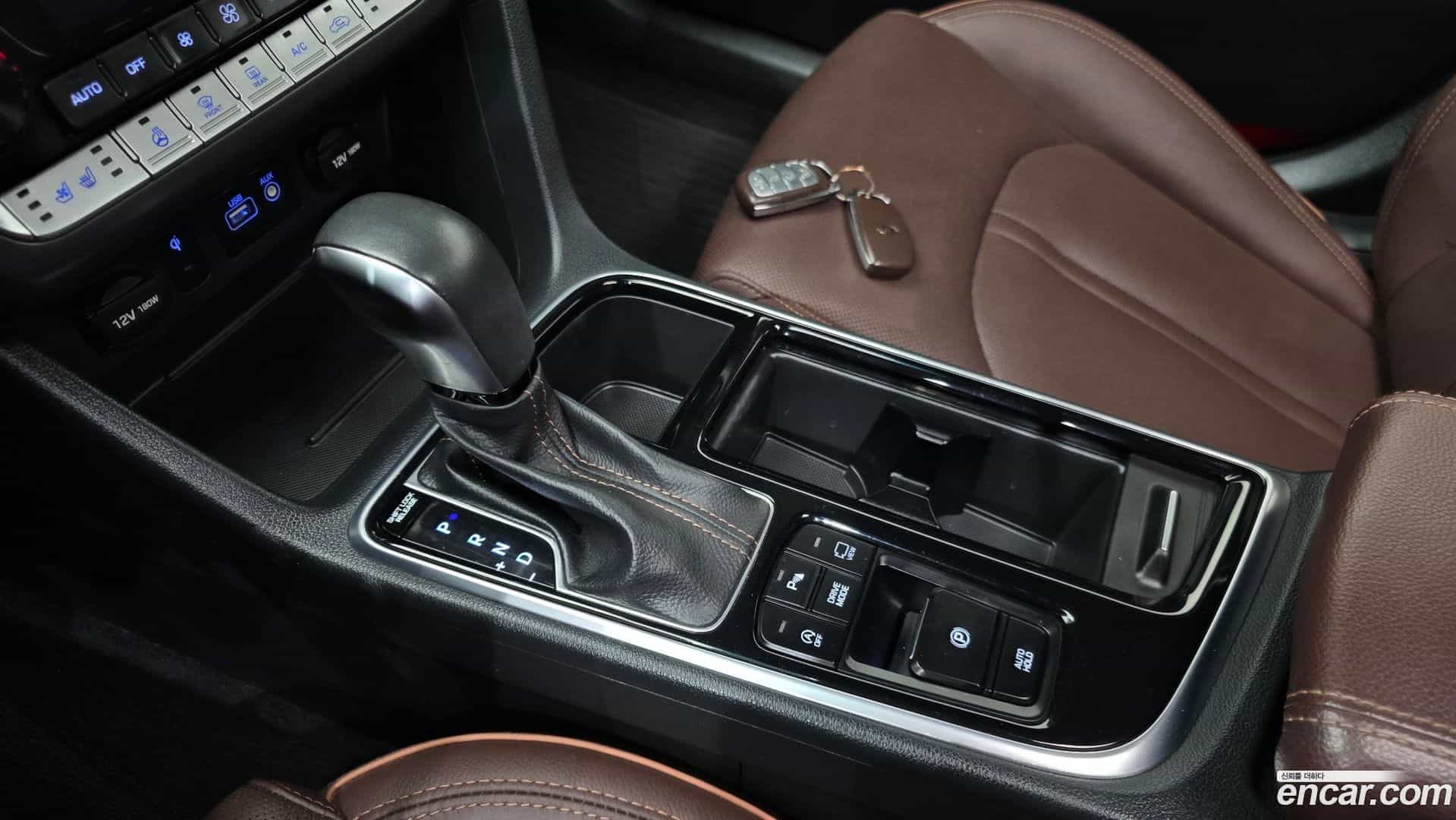 Sonata Hyundai 2017.2-INNER-009