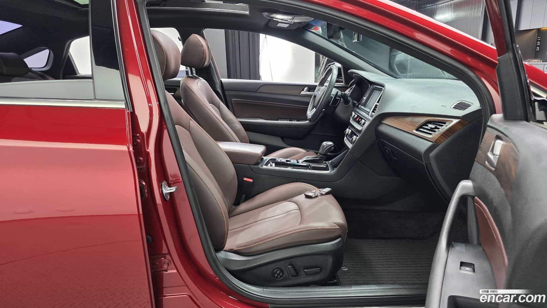 Sonata Hyundai 2017.2-INNER-036