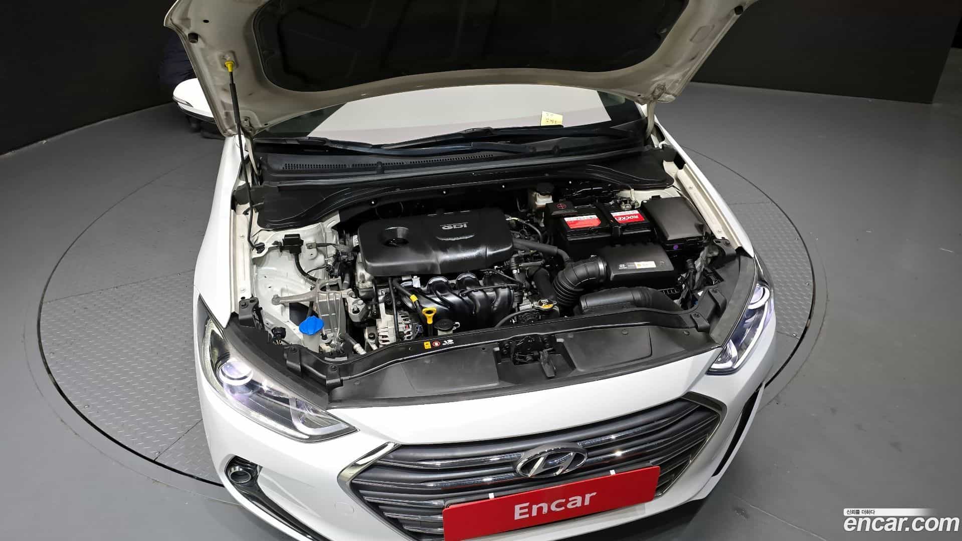 AVANTE Hyundai 2015.11-OUTER-006