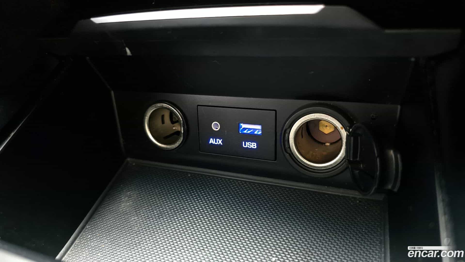 AVANTE Hyundai 2015.11-OPTION-040