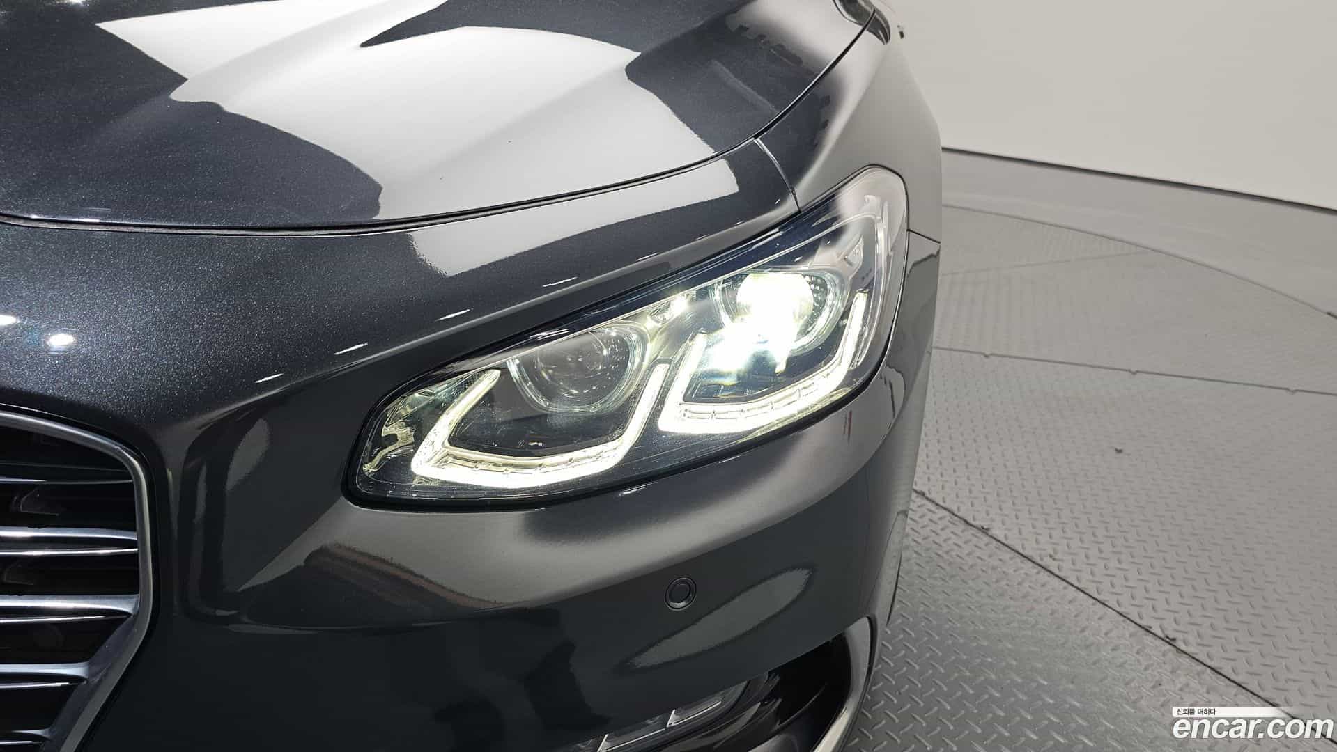 Grandeur Hyundai 2018.11-OUTER-032