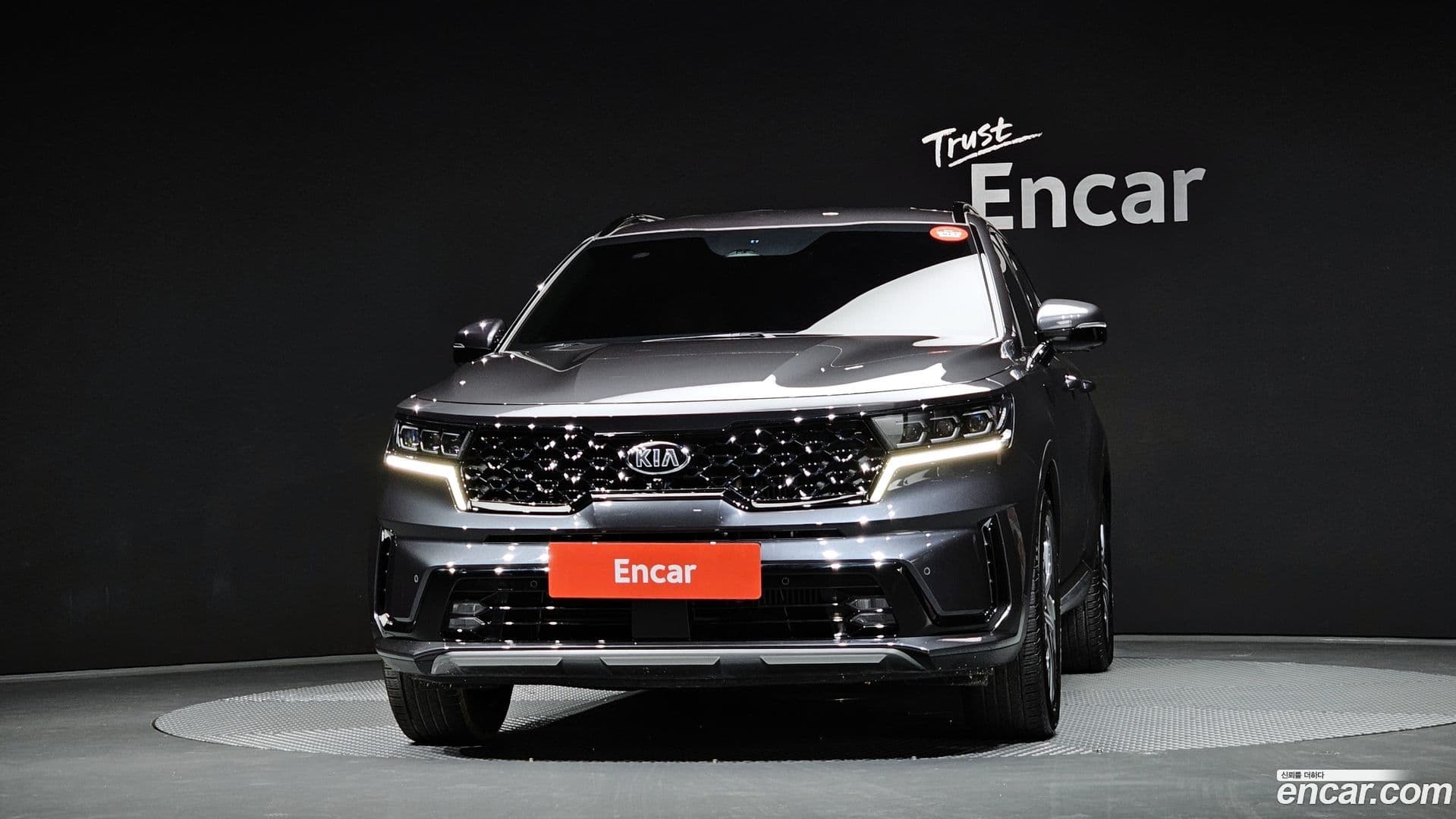 Main__Slider__Photo:Sorento Kia 2021.2-2