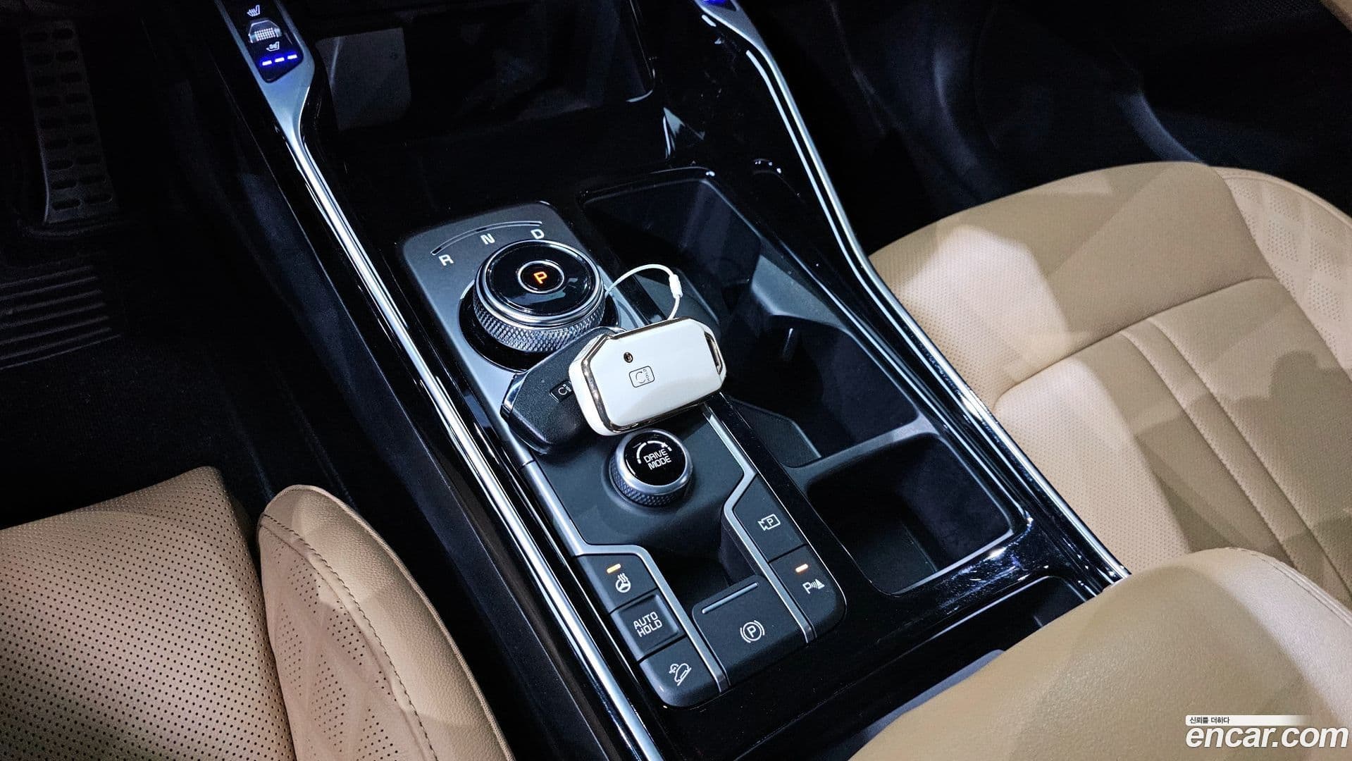 Main__Slider__Photo:Sorento Kia 2021.2-8