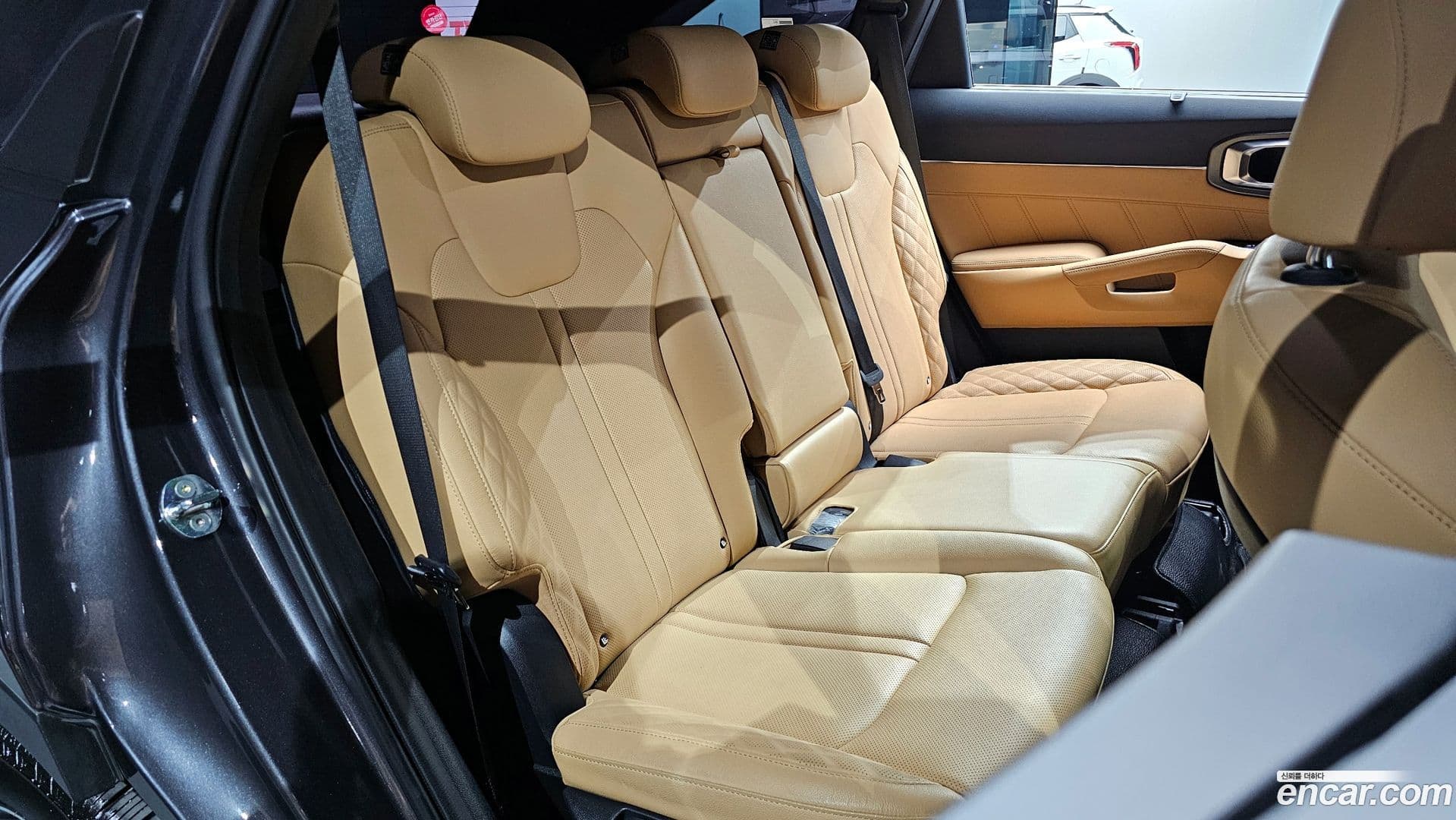 Main__Slider__Photo:Sorento Kia 2021.2-11
