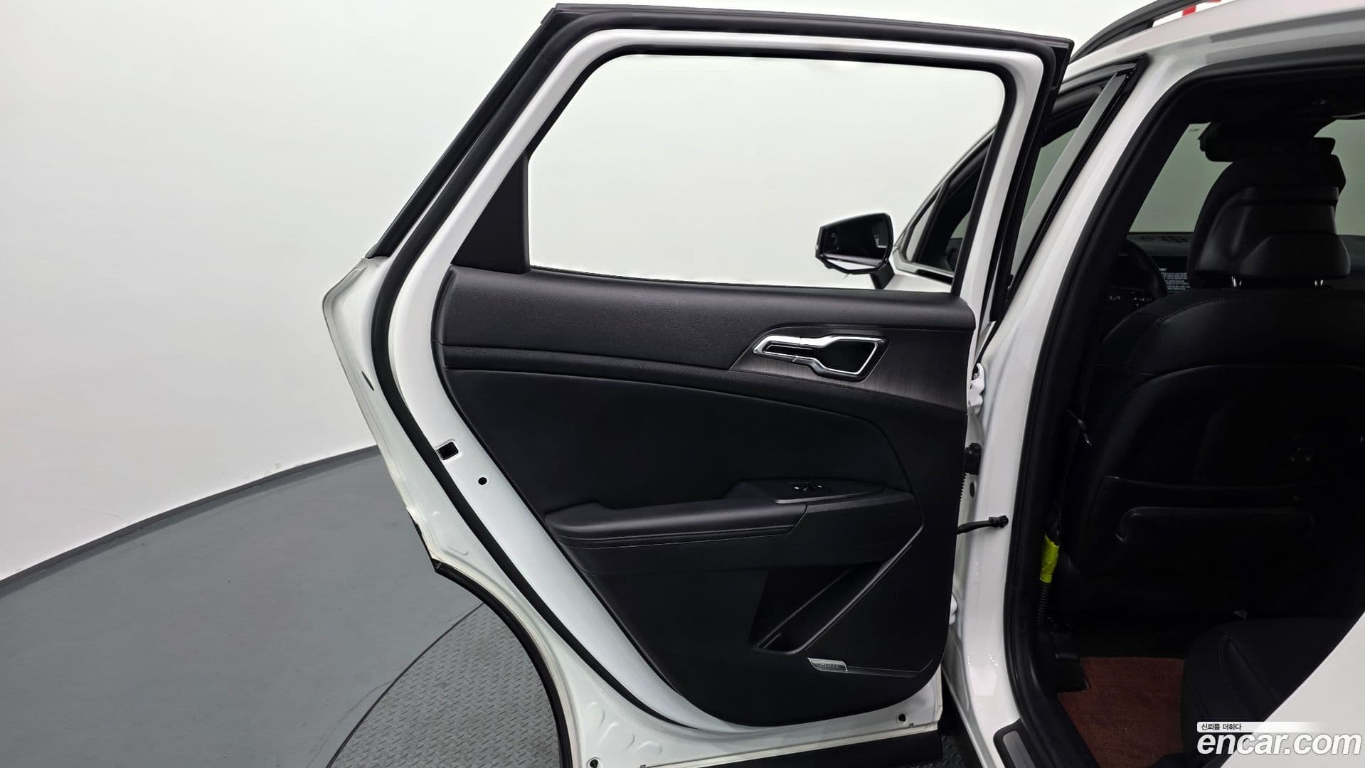 Main__Slider__Photo:Sportage Kia 2025.1-24