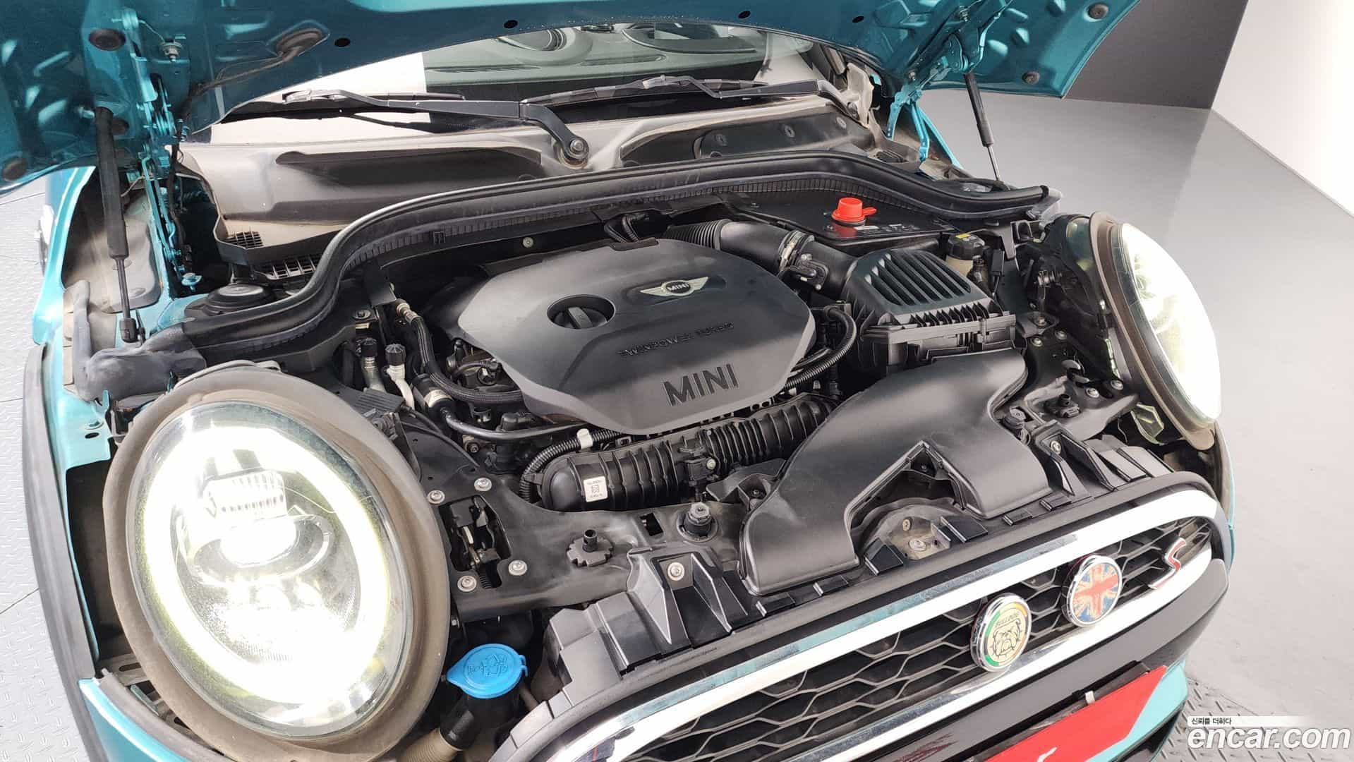 Cooper Convertible Mini 2018.8-OUTER-006