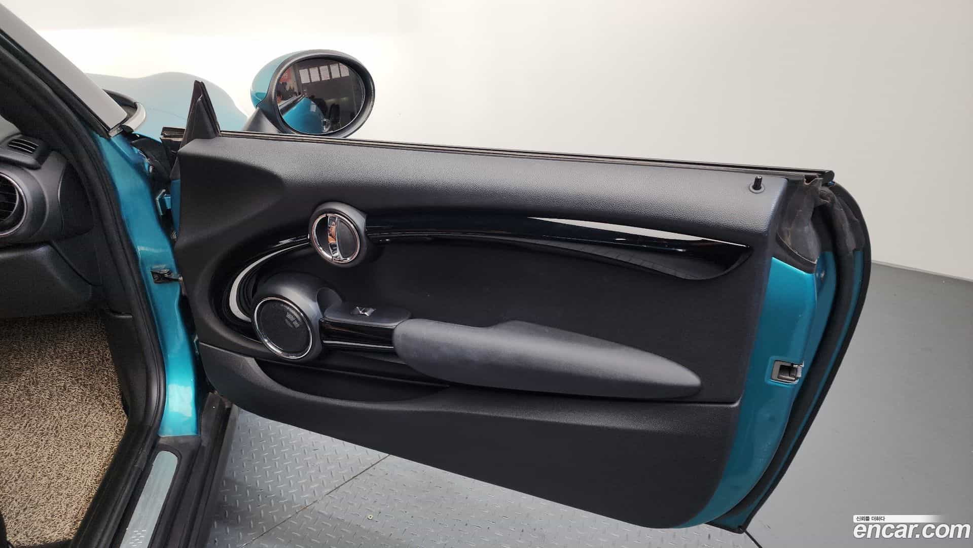 Cooper Convertible Mini 2018.8-INNER-035