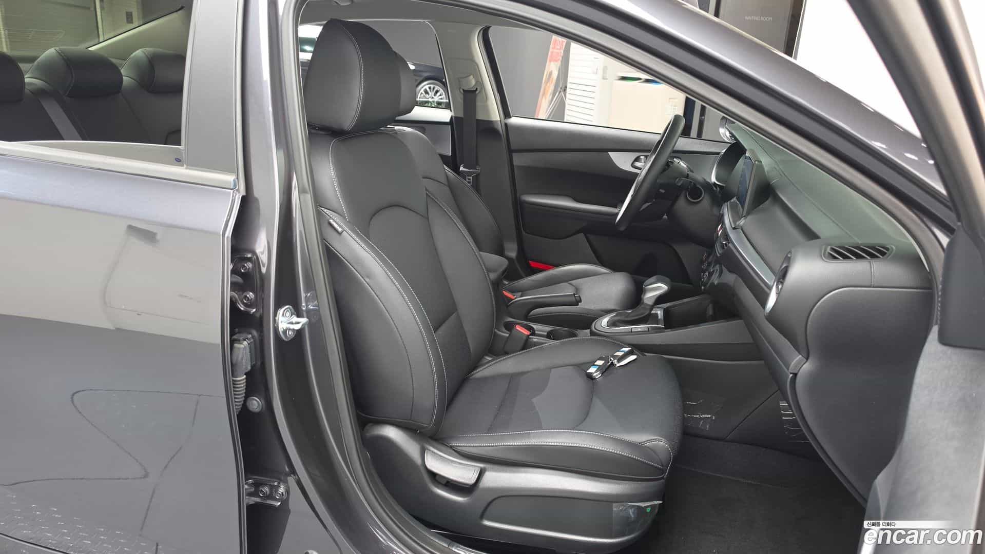 K3 Kia 2023.1-OPTION-016